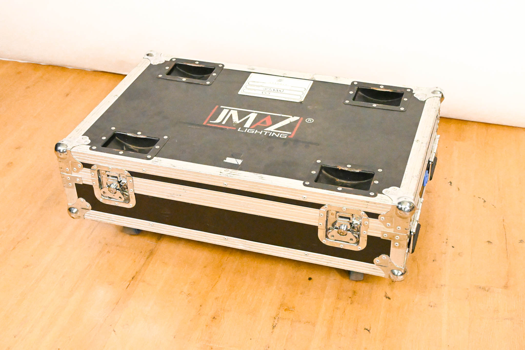 JMAZ Lighting MAD PAR HEX 4S Battery LED Uplight Kit w/ Charging Case