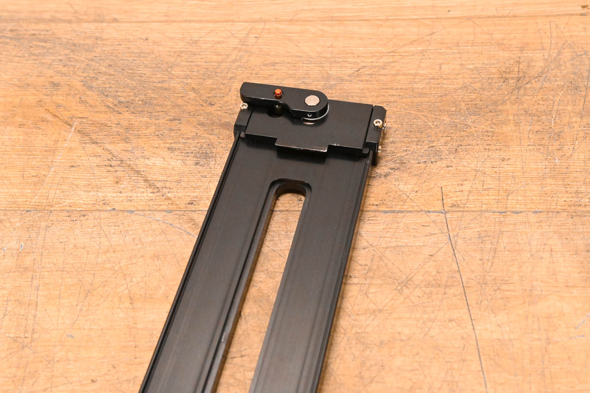 Hitachi TA-Z3 Tripod Quick Release Adapter