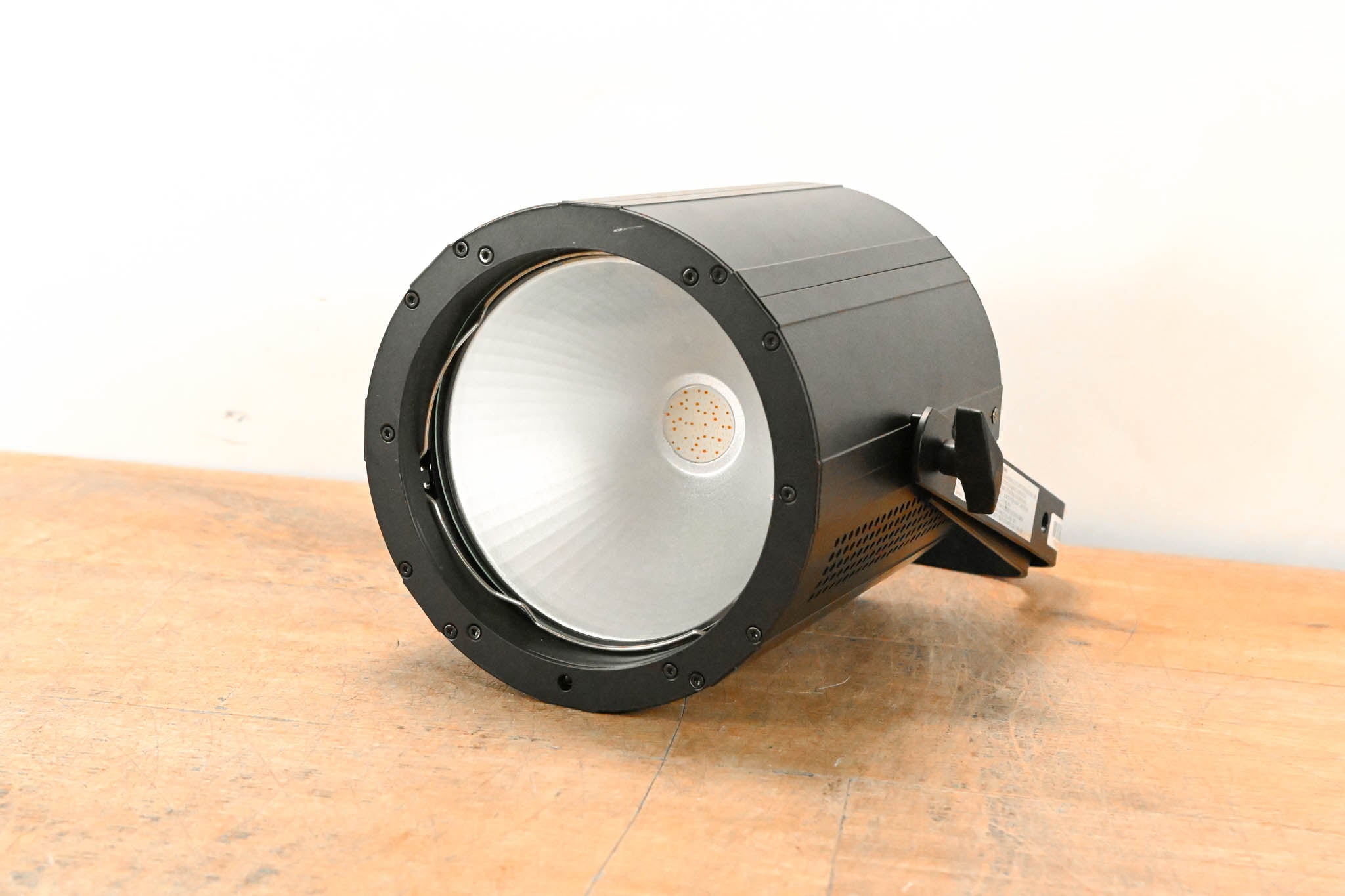 ADJ COB Cannon LP200ST 200W Chip On Board Color Mixing Wash Fixture