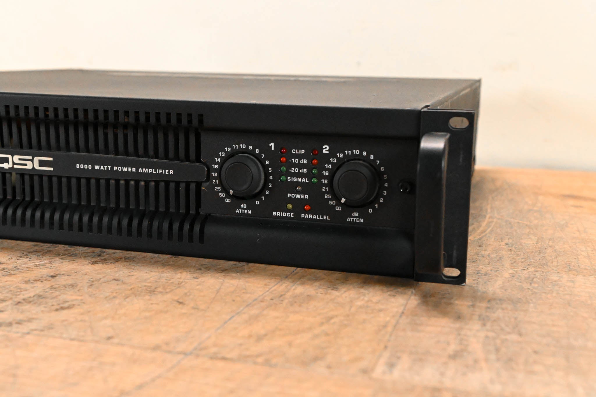 QSC PL380 Powerlight 3 Series 2-Channel Power Amplifier