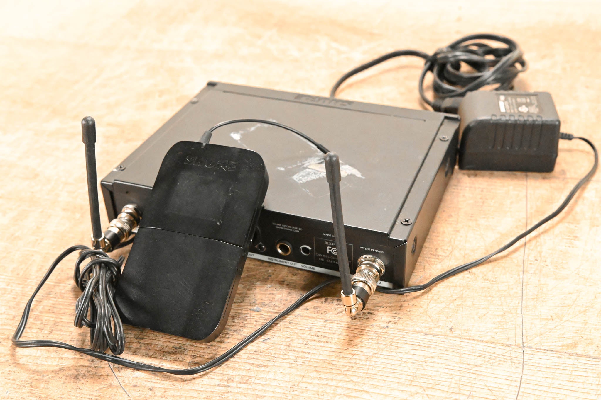 Shure BLX14R Bodypack Wireless System - H8 Band: 518-542 MHz