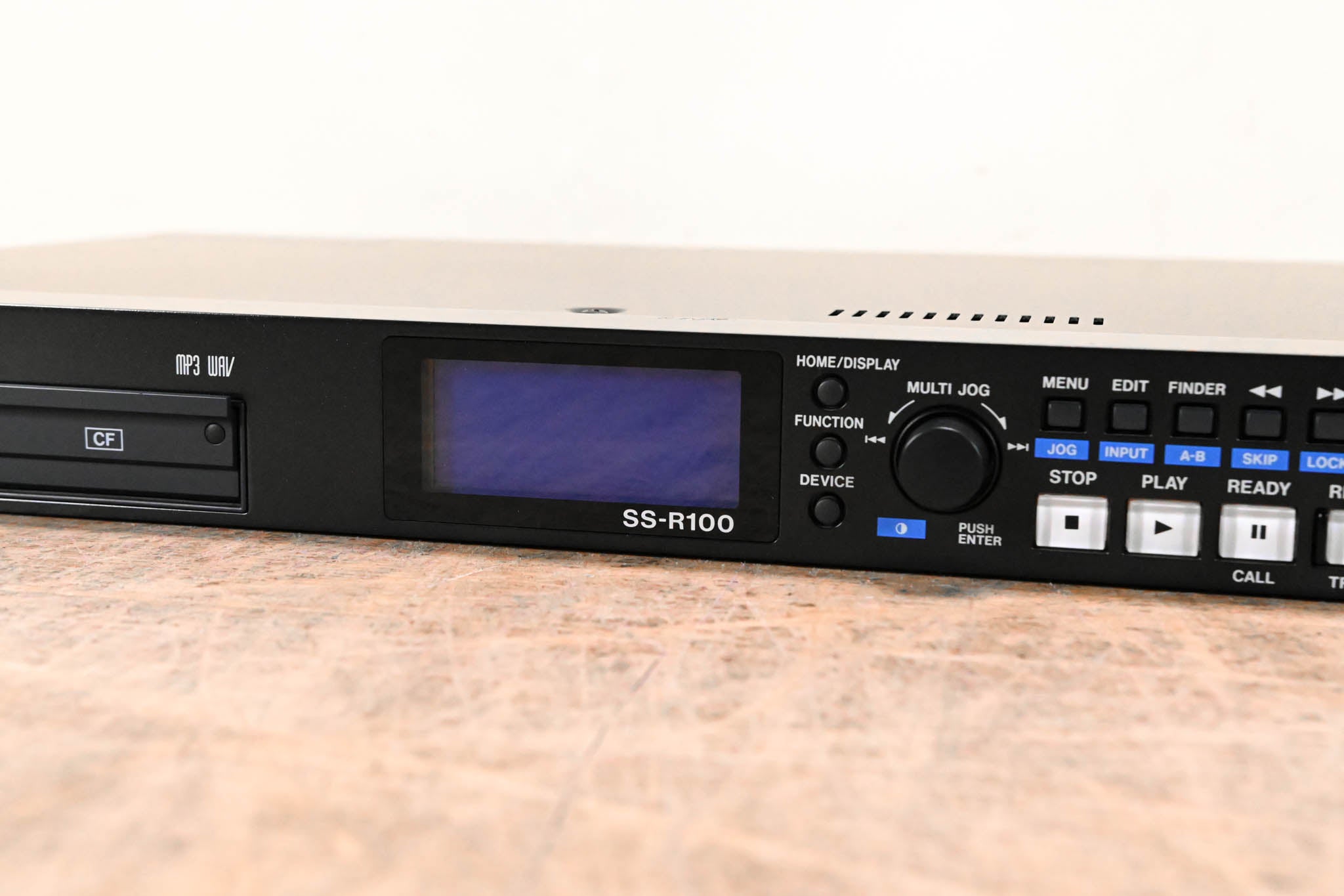 TASCAM SS-R100 Solid State Digital Digital Audio Recorder
