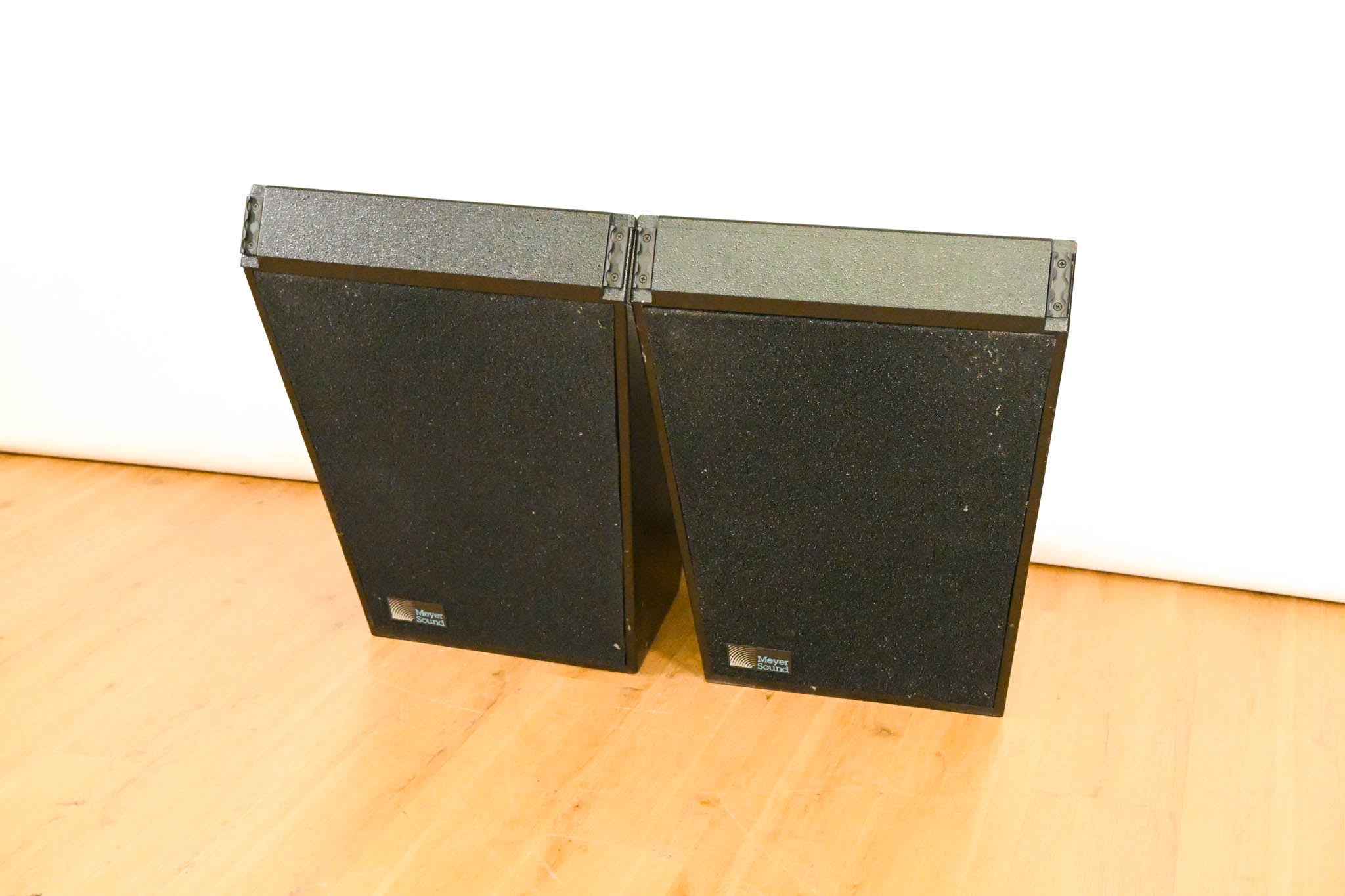 Meyer Sound DF-4 Medium-Throw Down Fill Self-Powered Loudspeaker (PAIR)