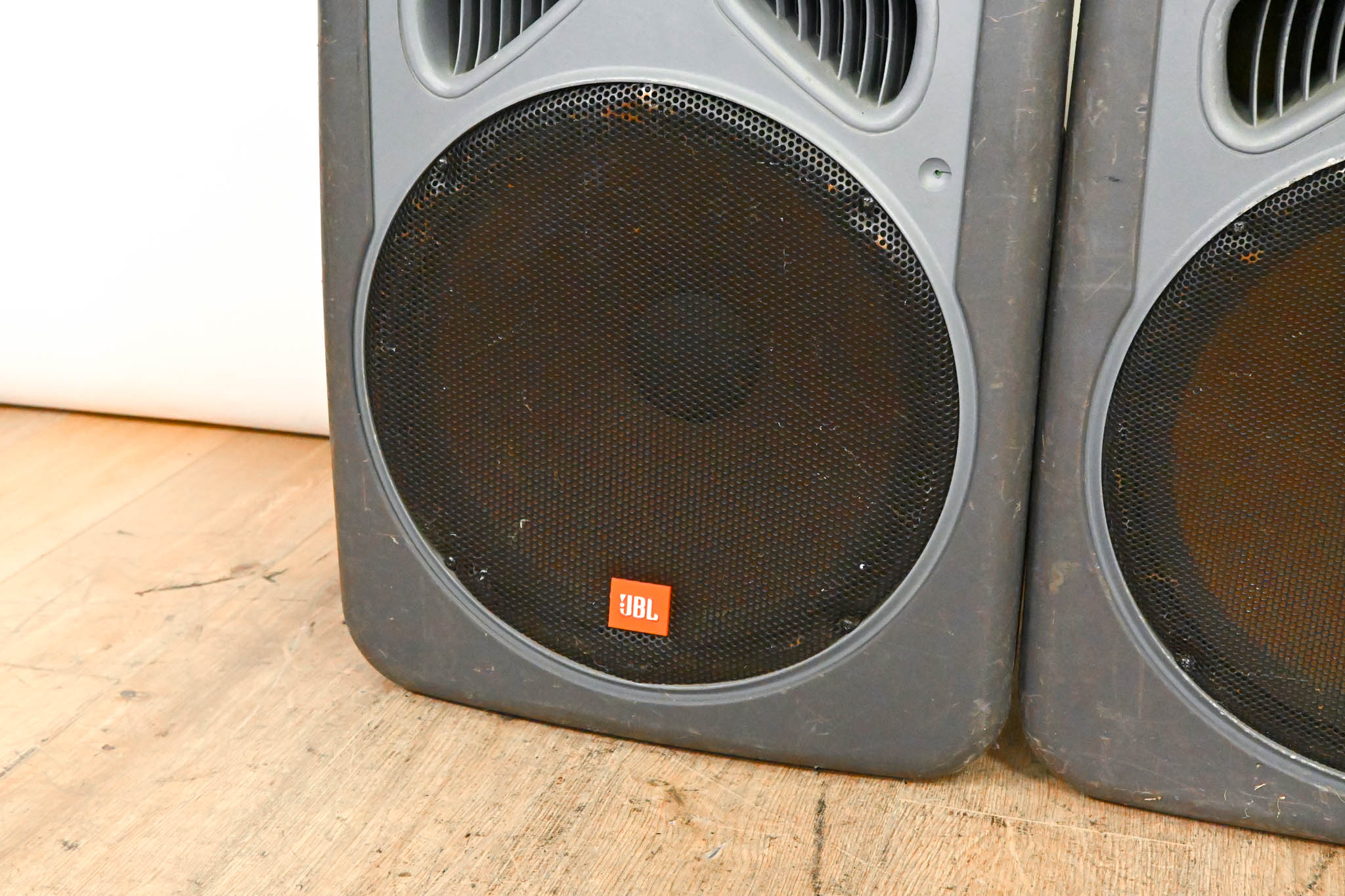 JBL EON Power 15 2-Way Powered PA Speaker (PAIR)