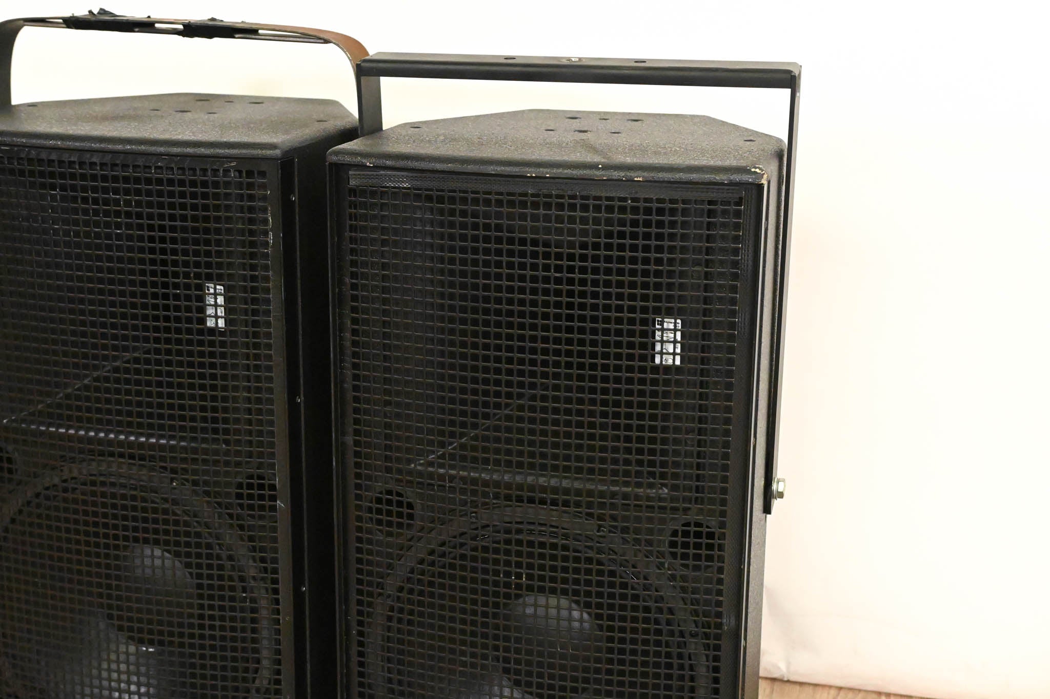d&b audiotechnik Ci90 Full Range 2-Way Passive Loudspeaker (PAIR)
