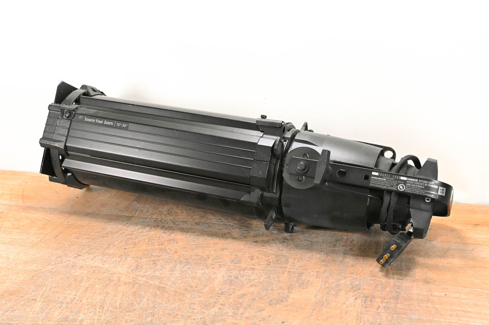 ETC Source Four Zoom 15-30 Degree 750 Ellipsoidal Light