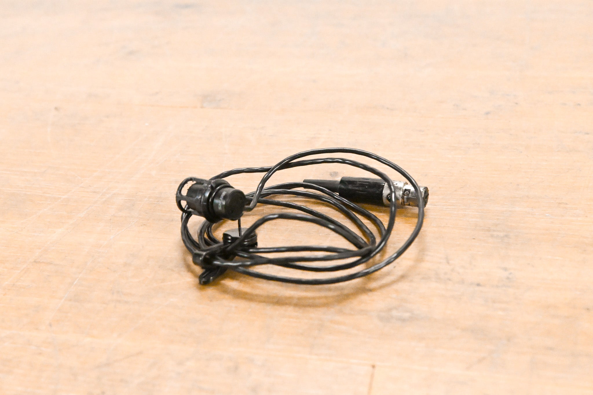 Shure WL184 Supercardioid Lavalier Microphone with TA4F Connector