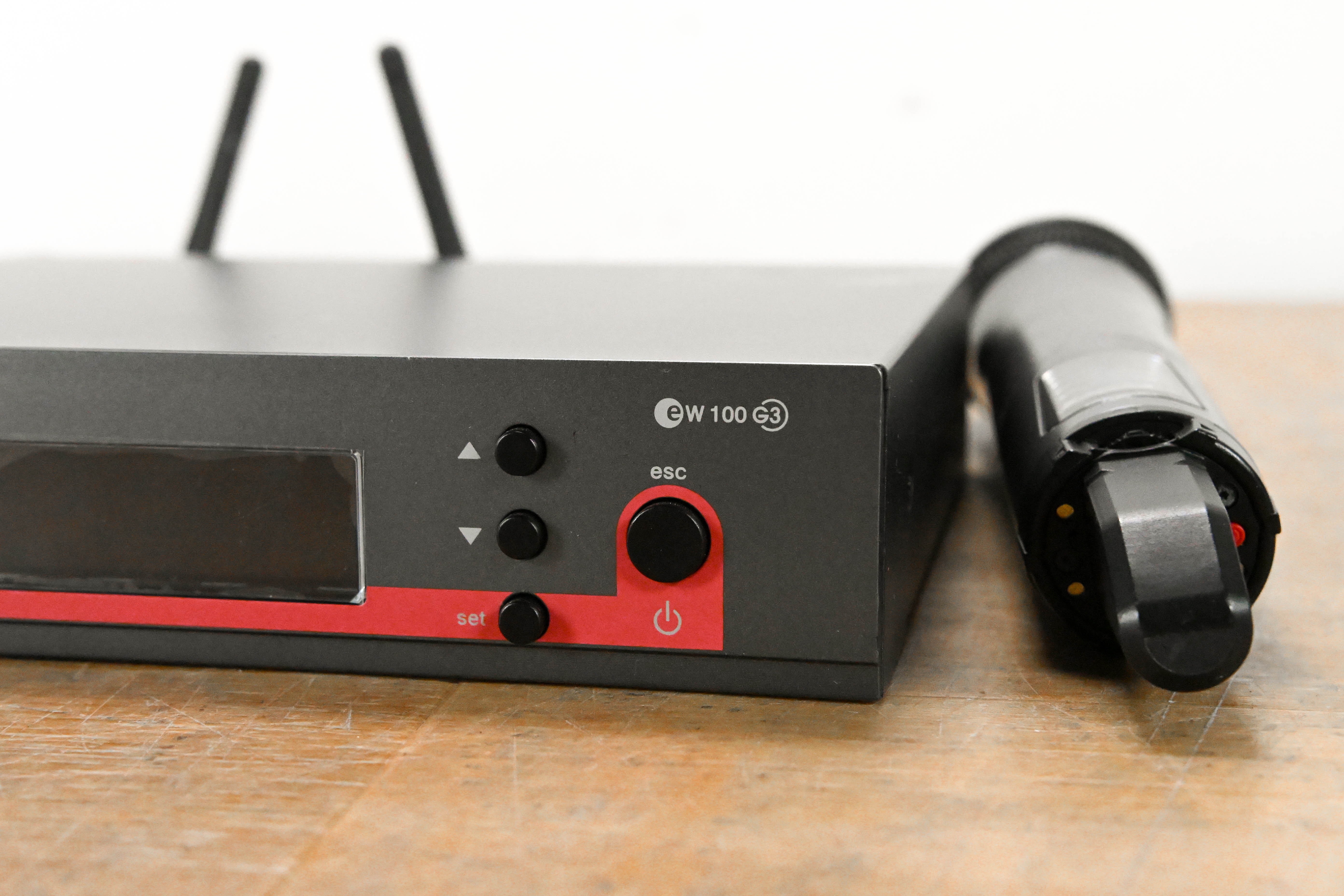 Sennheiser ew 100 G3 Handheld Wireless System A Range - NO POWER SUPPLY