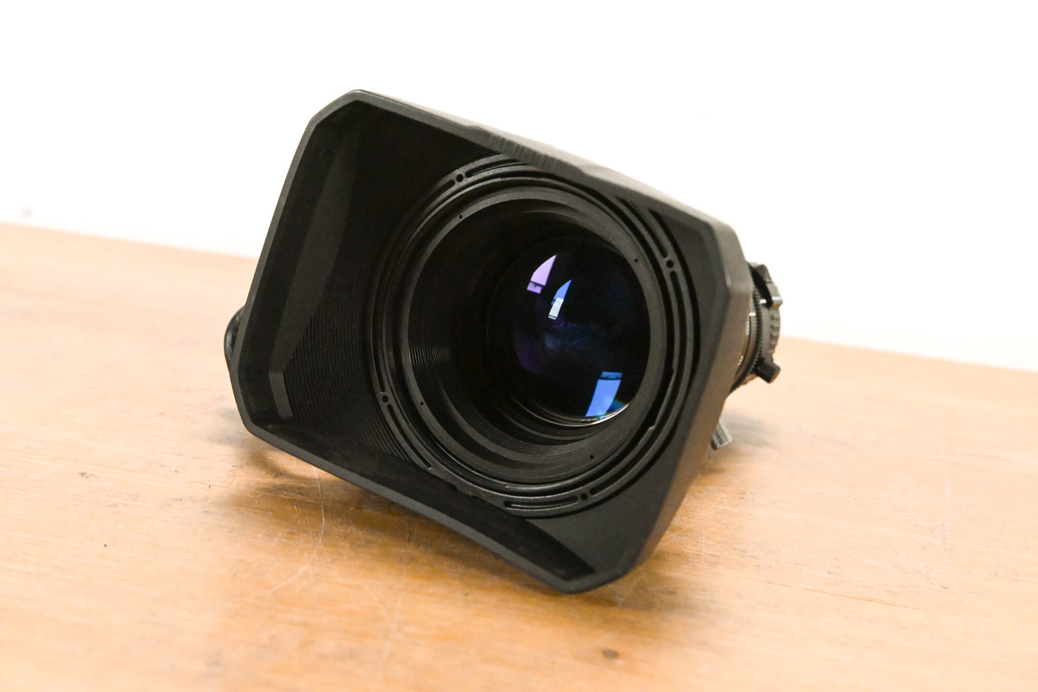 Fujinon Th16x5.5BRMU 1/3" Broadcast Zoom Lens - 1:1.4/5.5-88mm