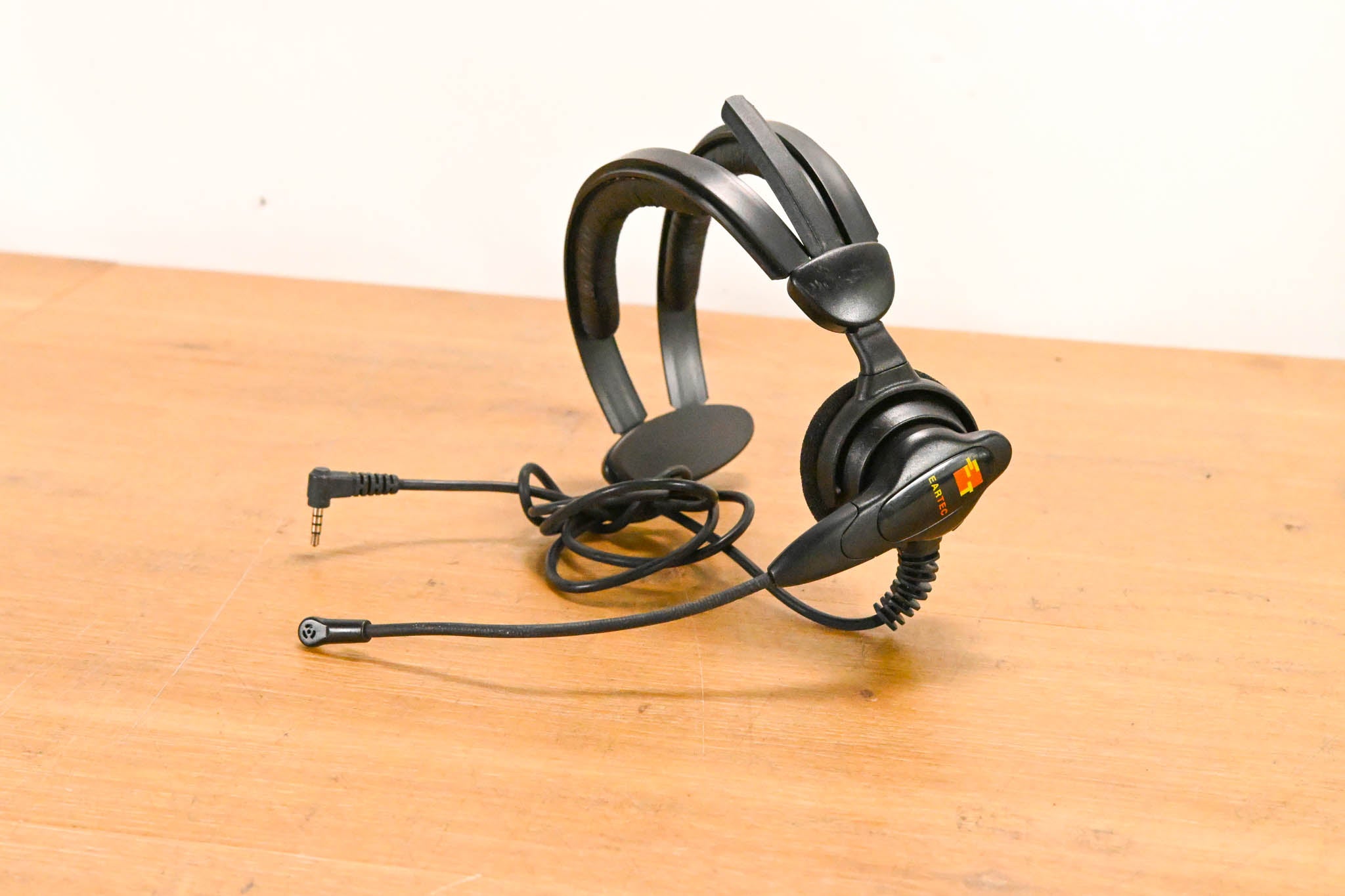 Eartec UltraLite Mid-Weight Wired Headset
