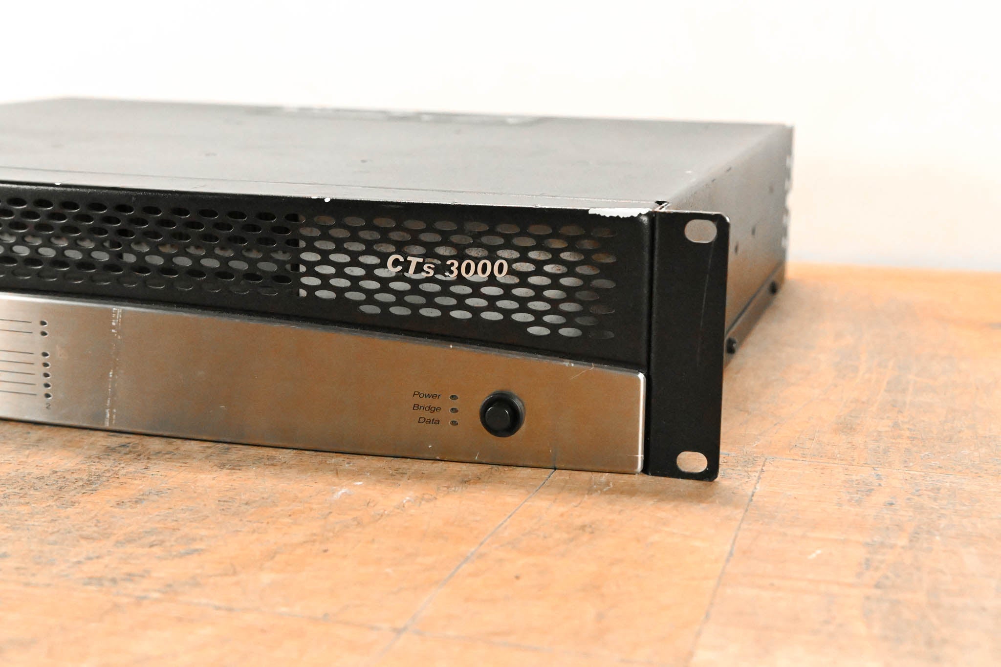 Crown CTs 3000 Two-Channel 1500W Power Amplifier