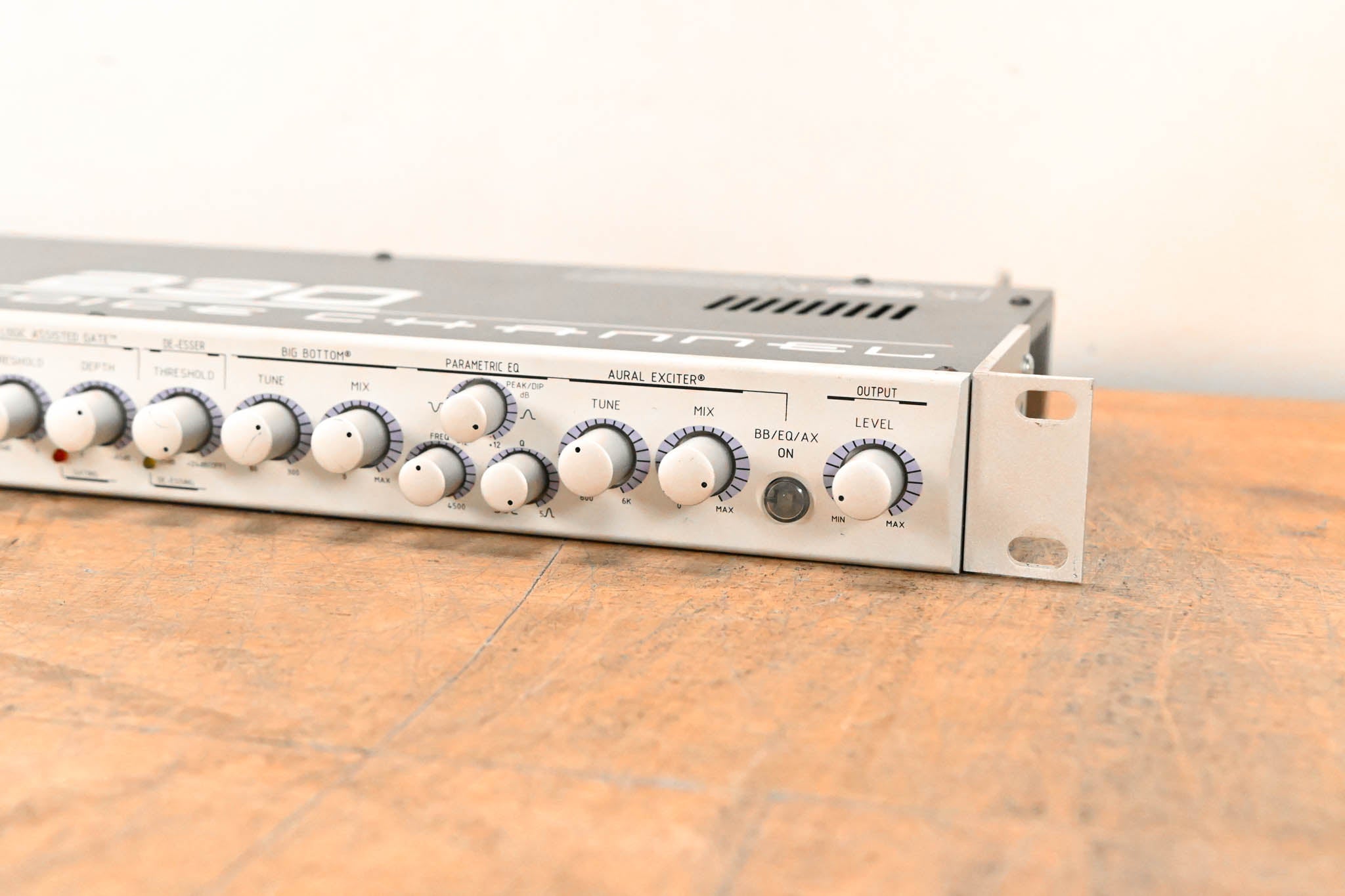 Aphex 230 Master Vocal Channel Strip
