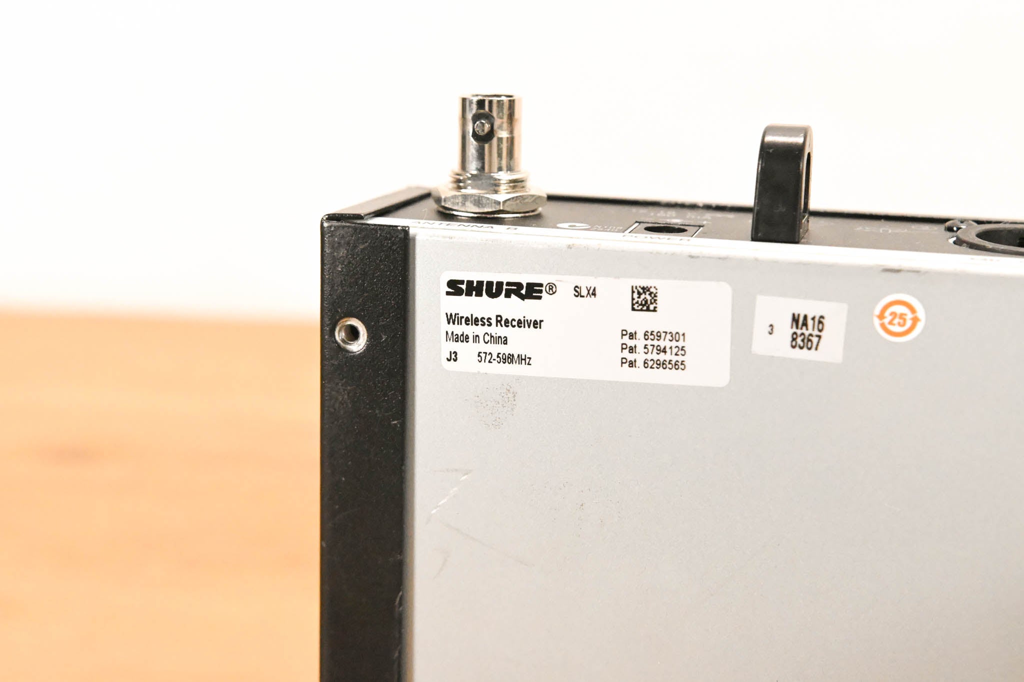 Shure SLX14 Bodypack Wireless System - J3 Band (NO POWER SUPPLY)