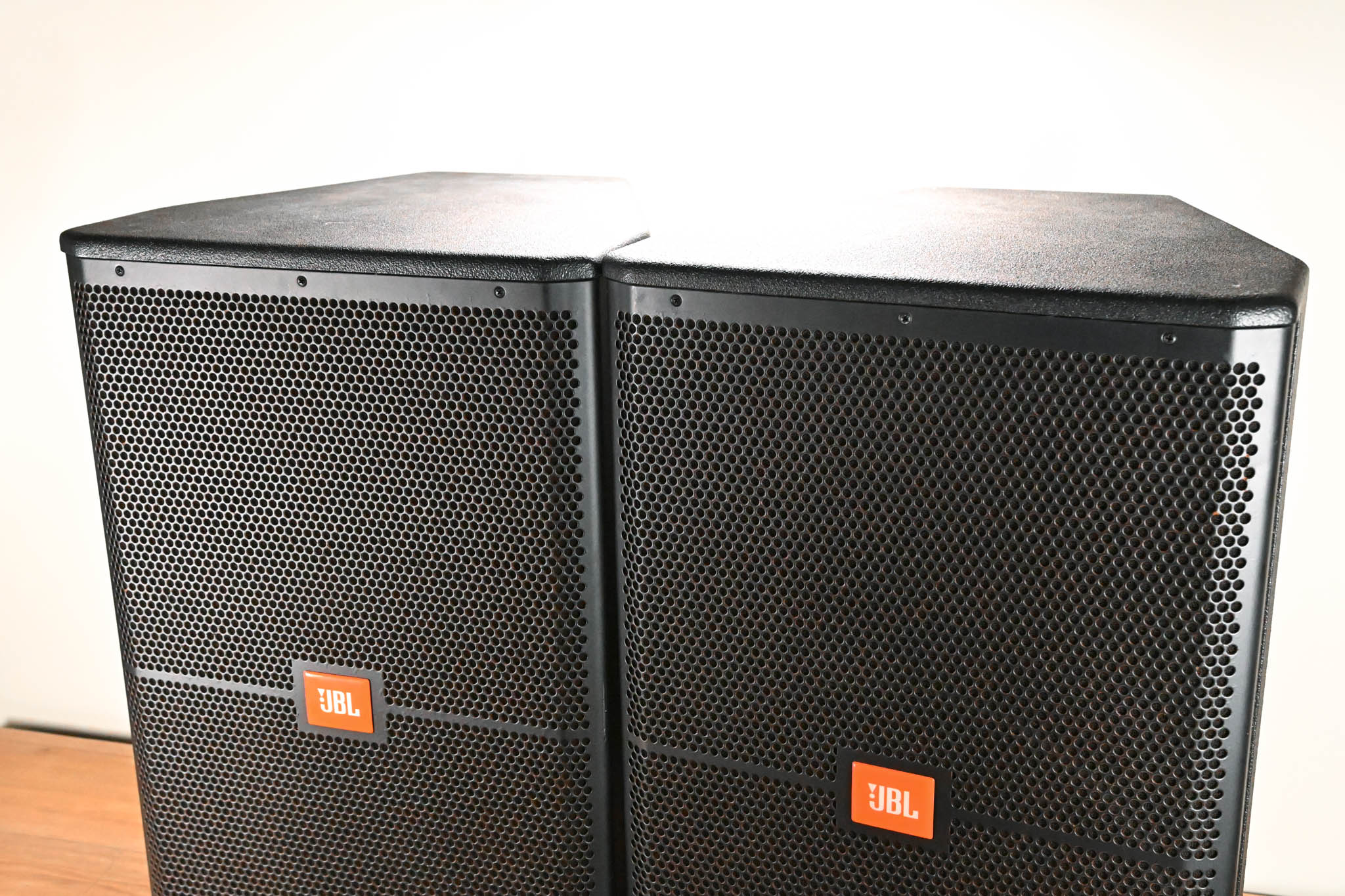 JBL SRX715 15" High-Power Two-Way Loudspeaker (PAIR)