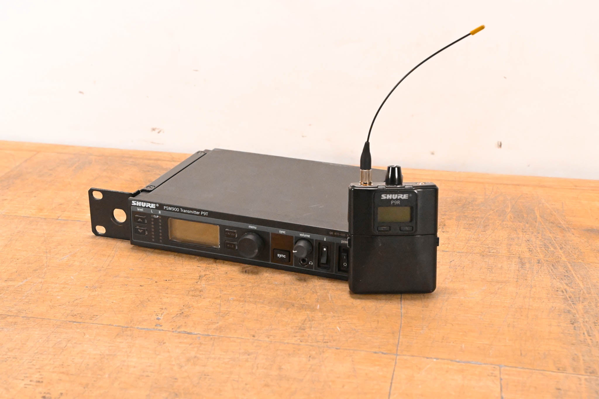 Shure PSM 900 Wireless IEM System - G6 Band (NO POWER SUPPLY)