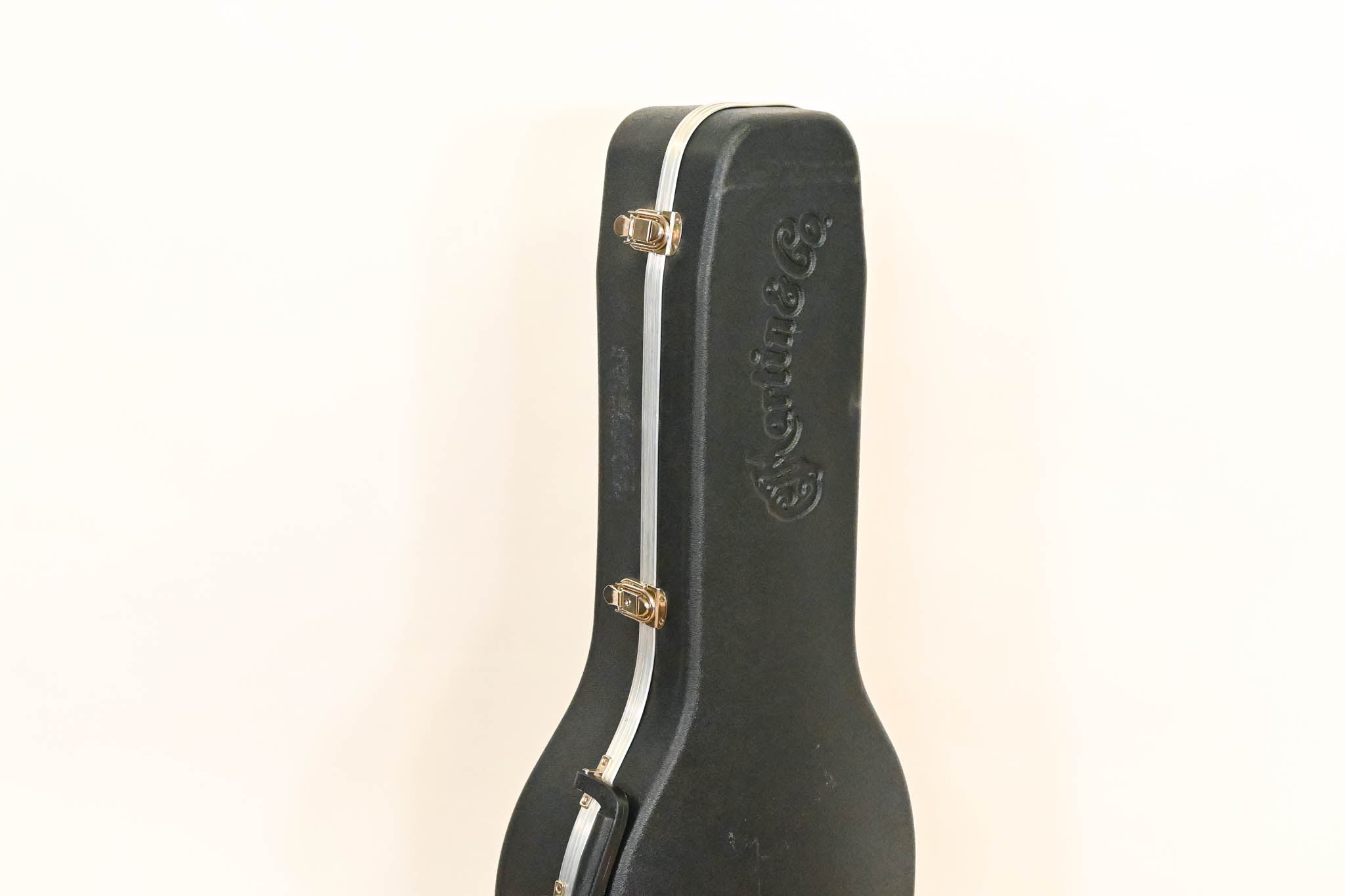 Martin 000 630 Molded Acoustic Guitar Case Black Green
