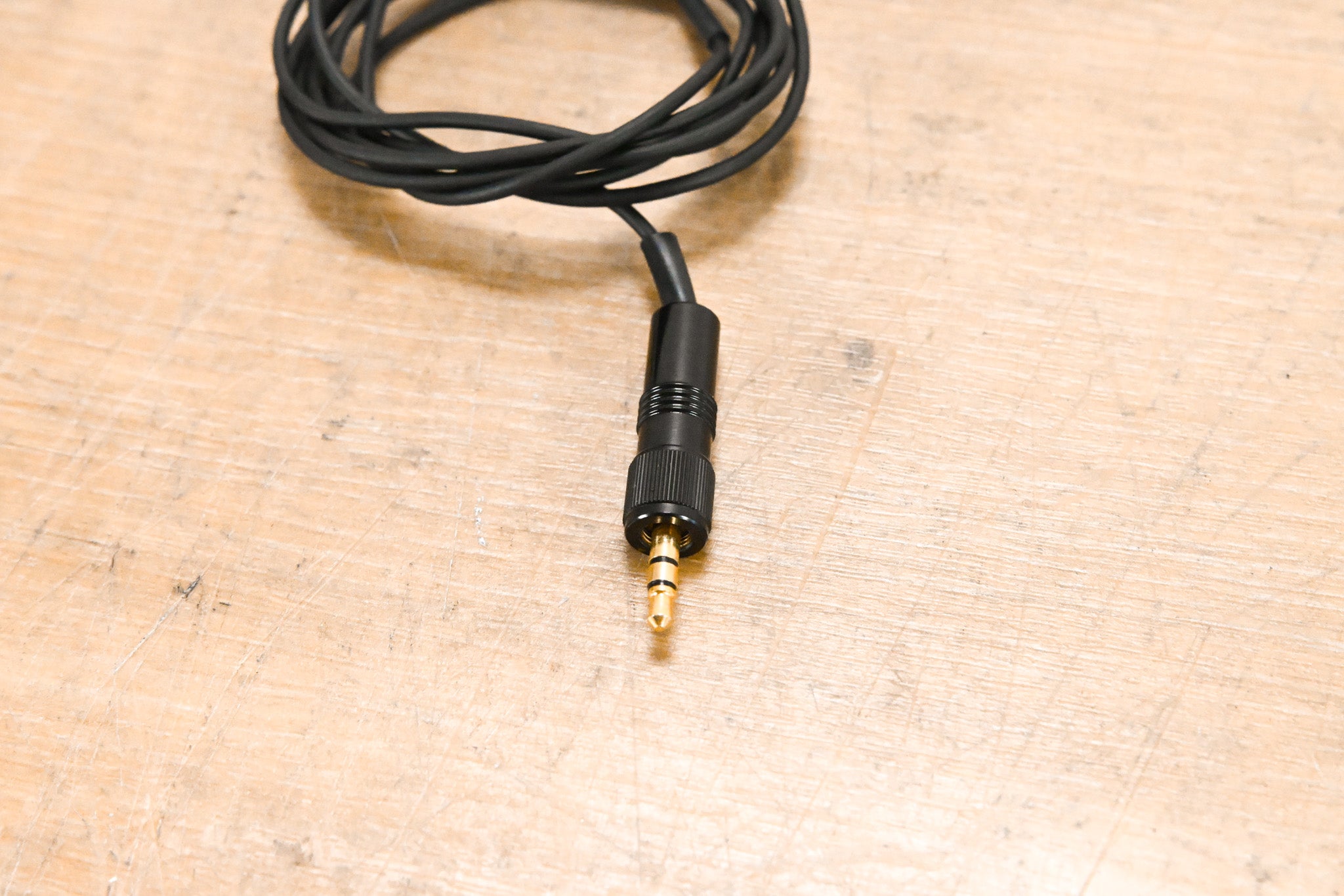 Sennheiser MKE 2 Lavalier Lapel Microphone w/ Locking 3.5mm Connector