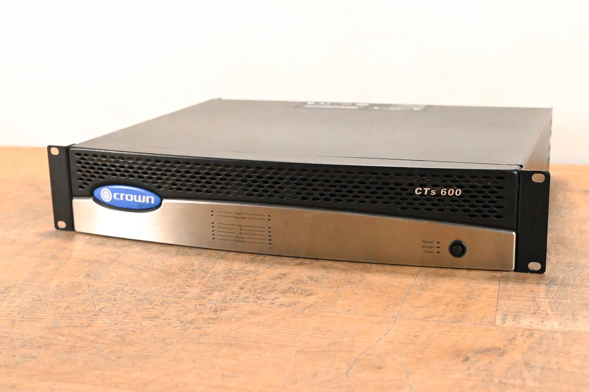 Crown CTs 600 Two-Channel 300W Power Amplifier