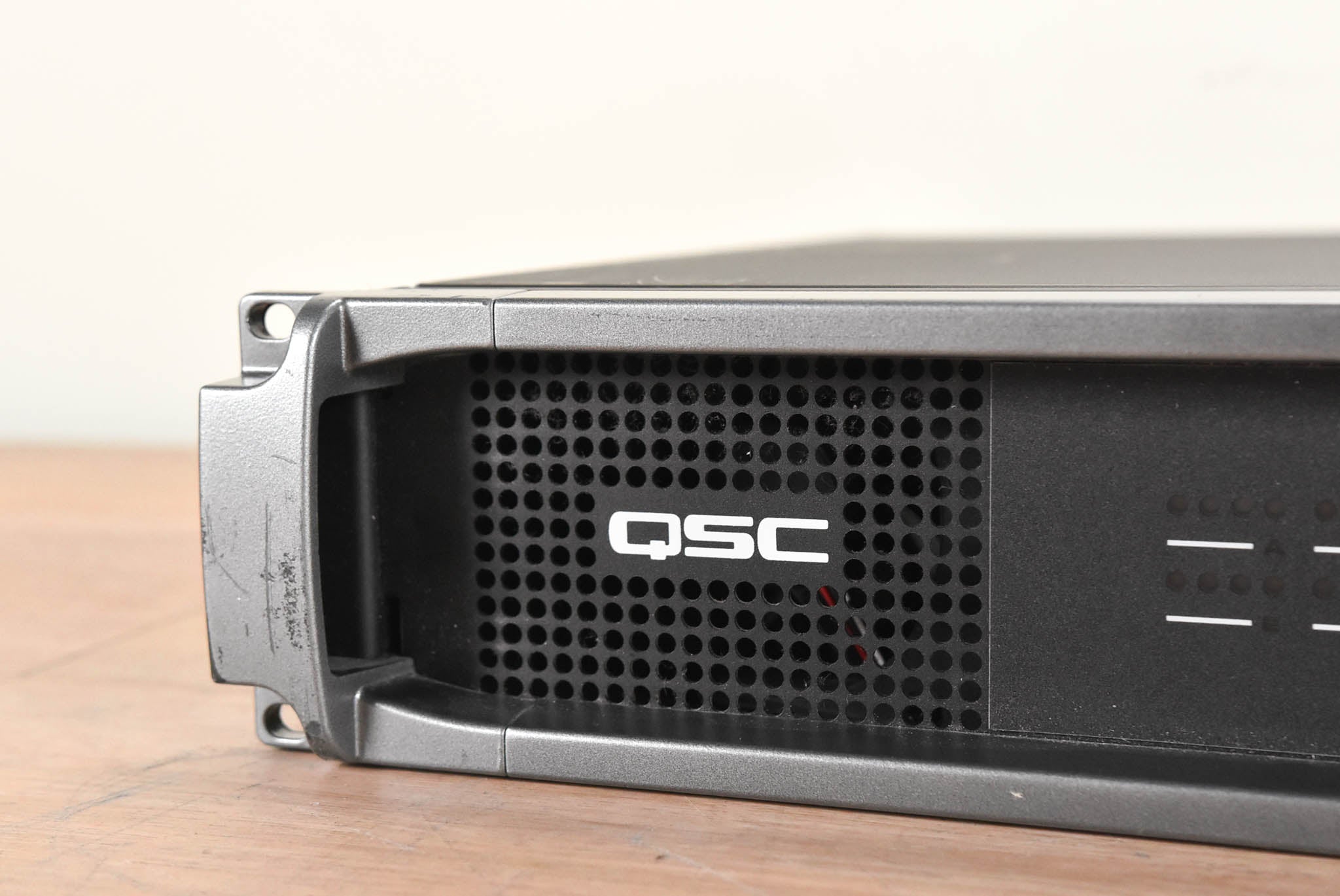 QSC Q-SYS I/O Frame 8s Integrated System Platform