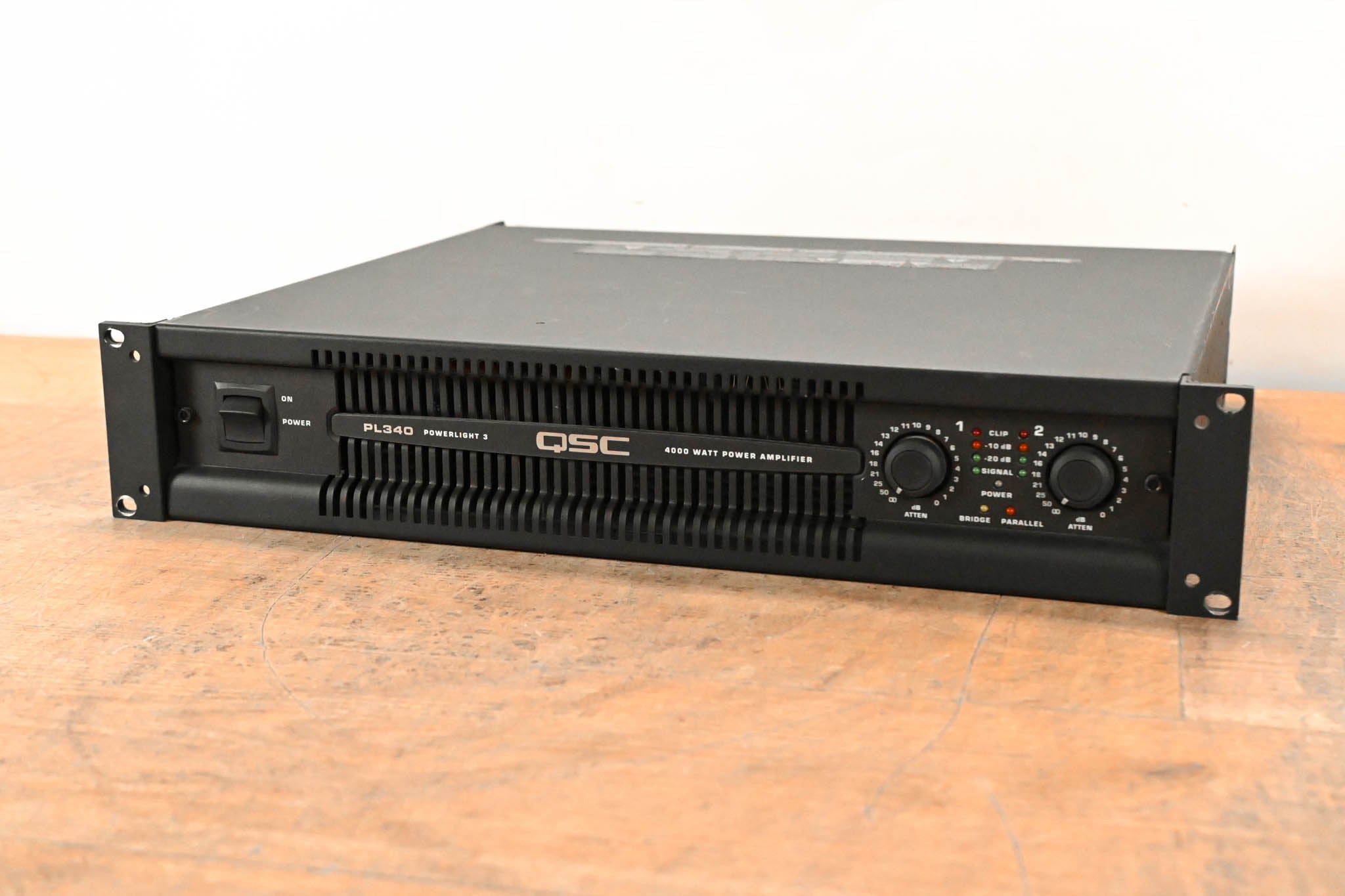 QSC PL340 Powerlight 3 Series 2-Channel Power Amplifier
