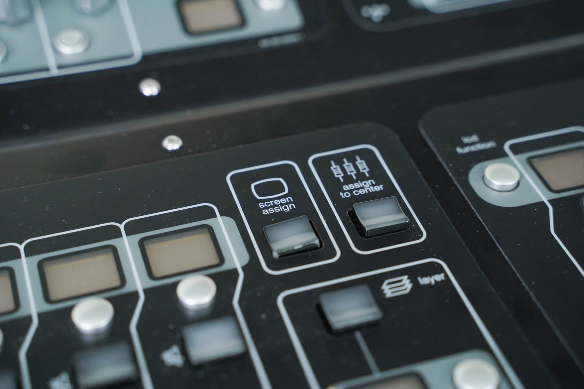 DiGiCo SD10 Digital Mixing Console w/ Waves Card, ST Optical & Road Case