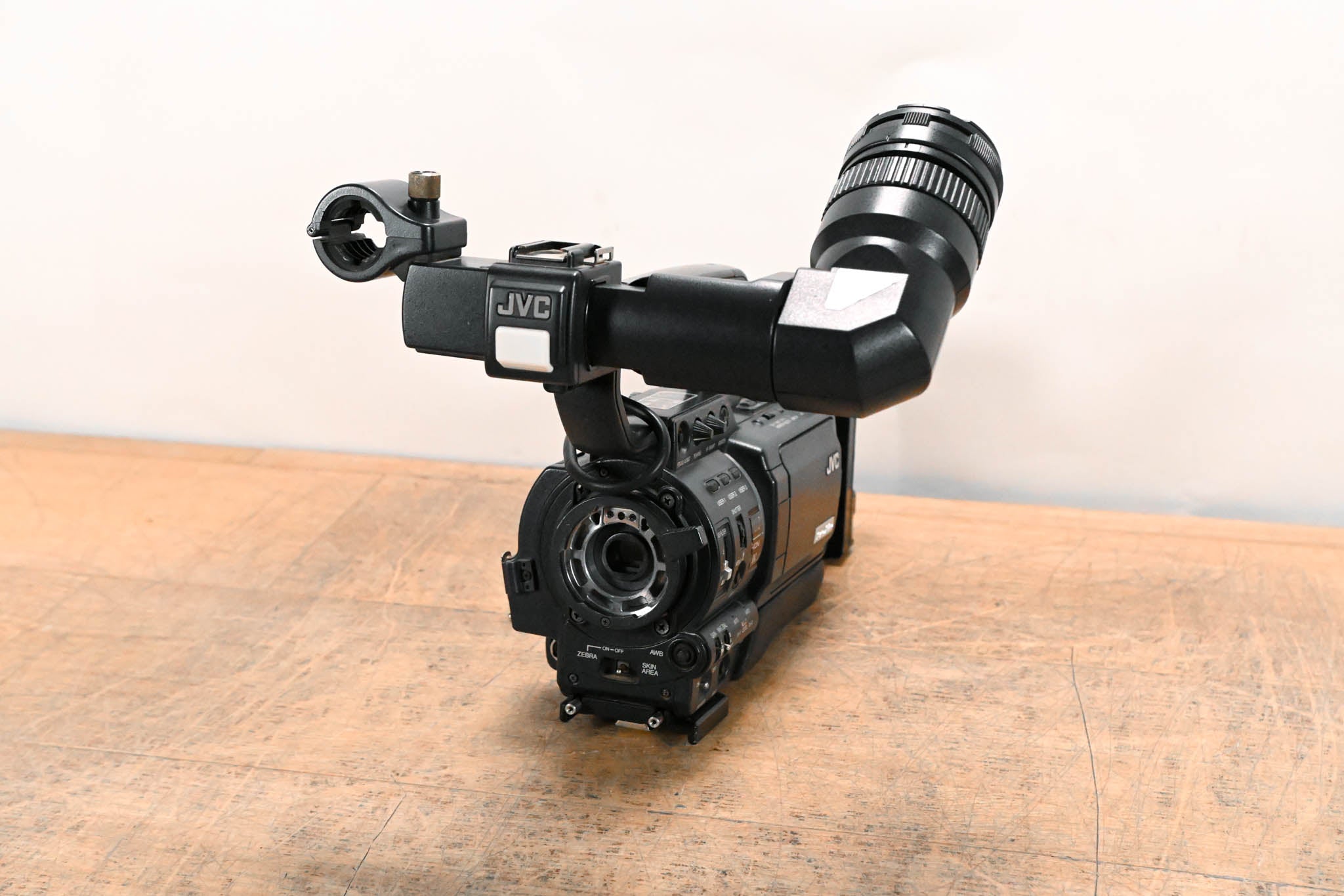 JVC GY-HD100 High Definition 3-CCD MiniDV Professional Camcorder
