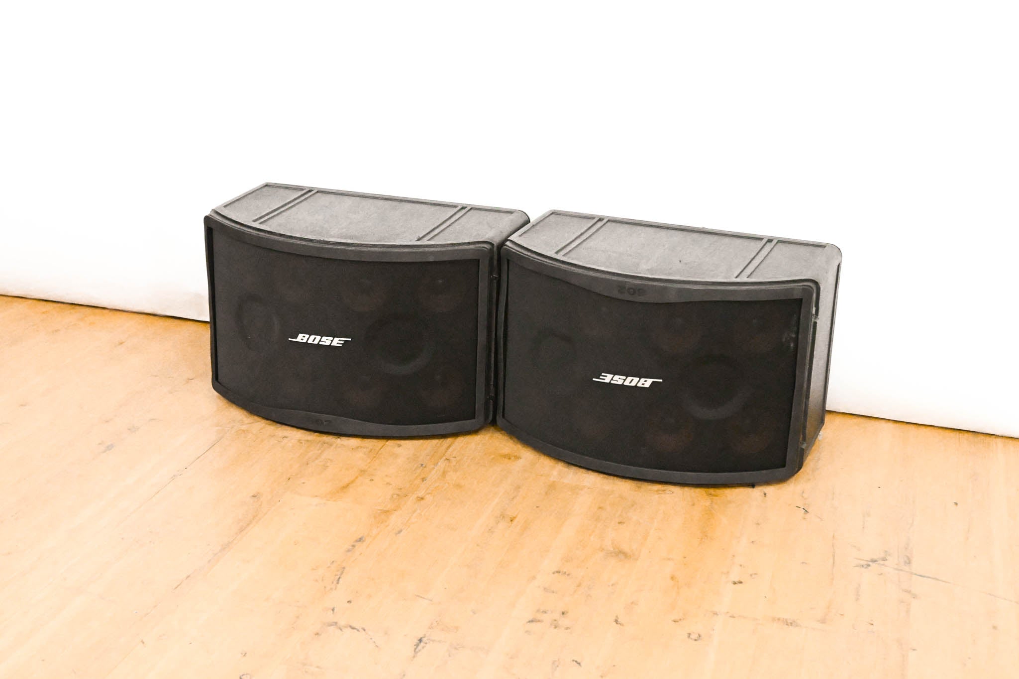 Bose Panaray 802 Series III Full-Range Passive Loudspeaker (PAIR)