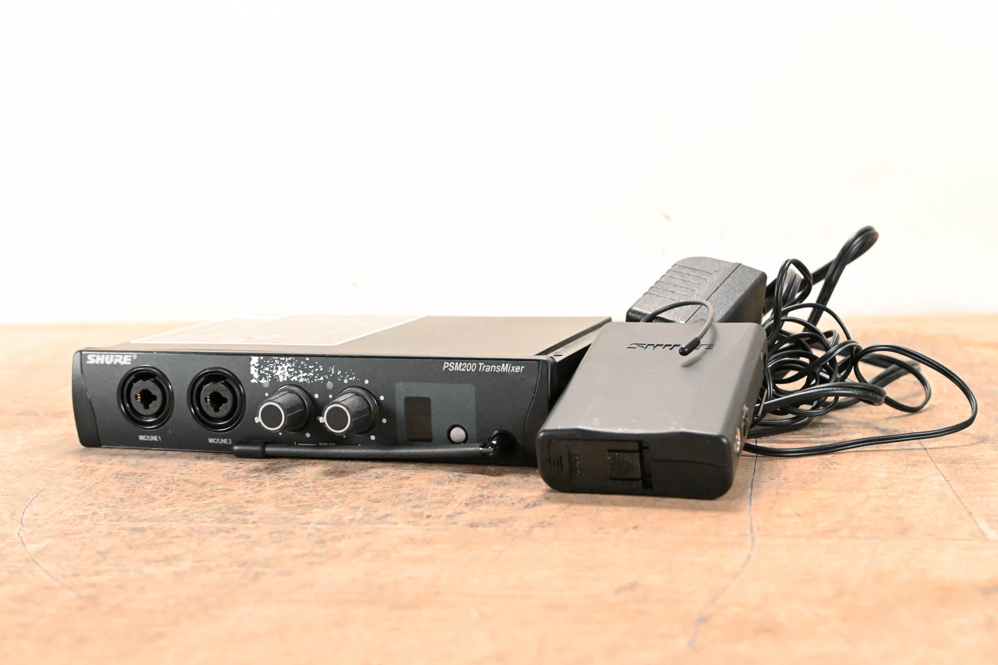 Shure PSM200 In-Ear Personal Monitoring System - H2 Band: 518-554 MHz