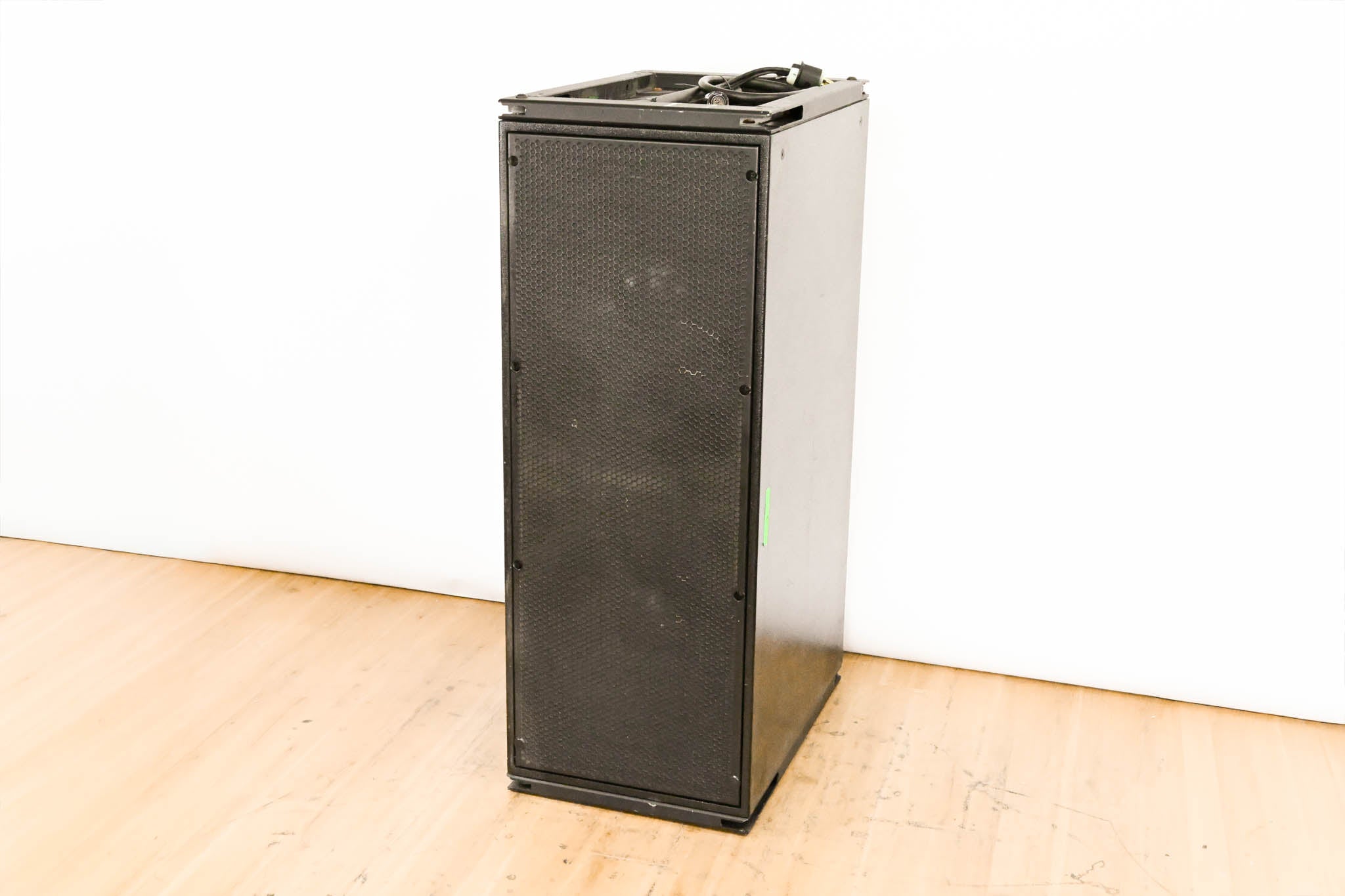 Meyer Sound M3D-SUB Active Directional Cardioid Subwoofer
