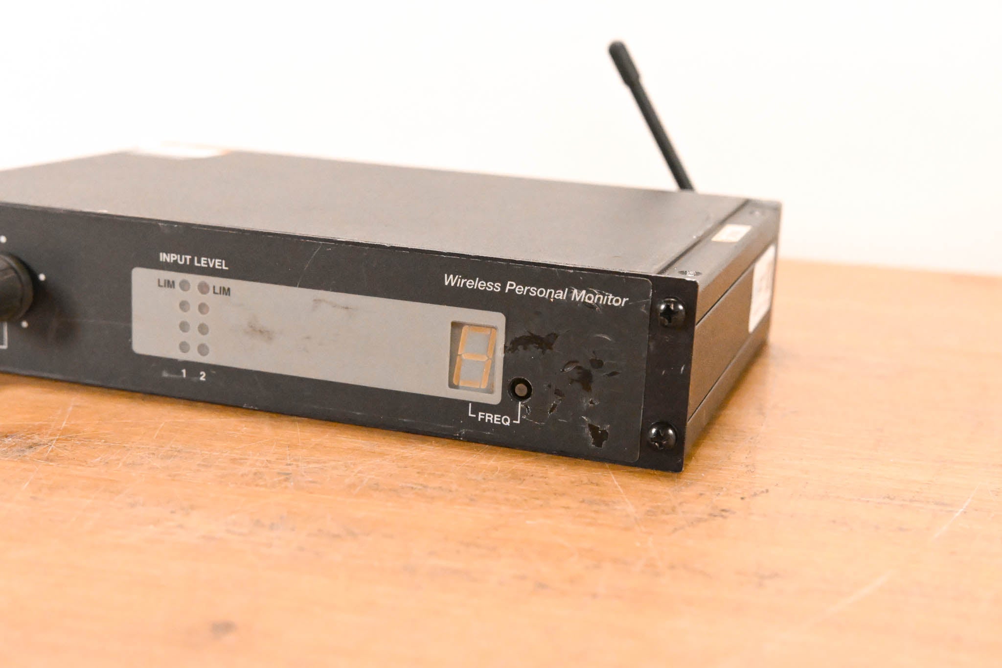 Shure PSM 400 In-Ear Monitoring System - 722-746 MHz (NO POWER SUPPLY)