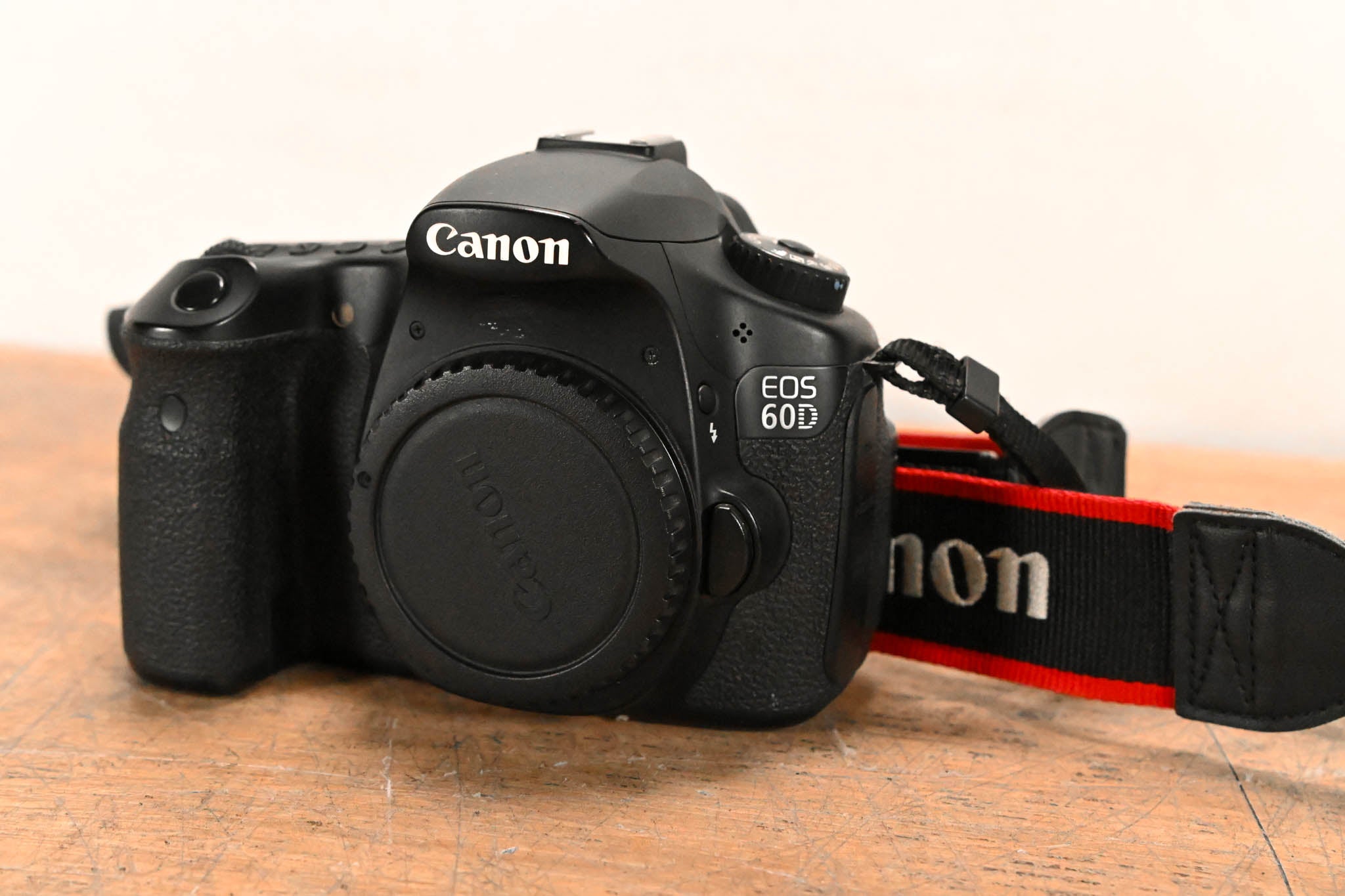 Canon EOS 60D 18 MP CMOS Digital SLR Camera Body