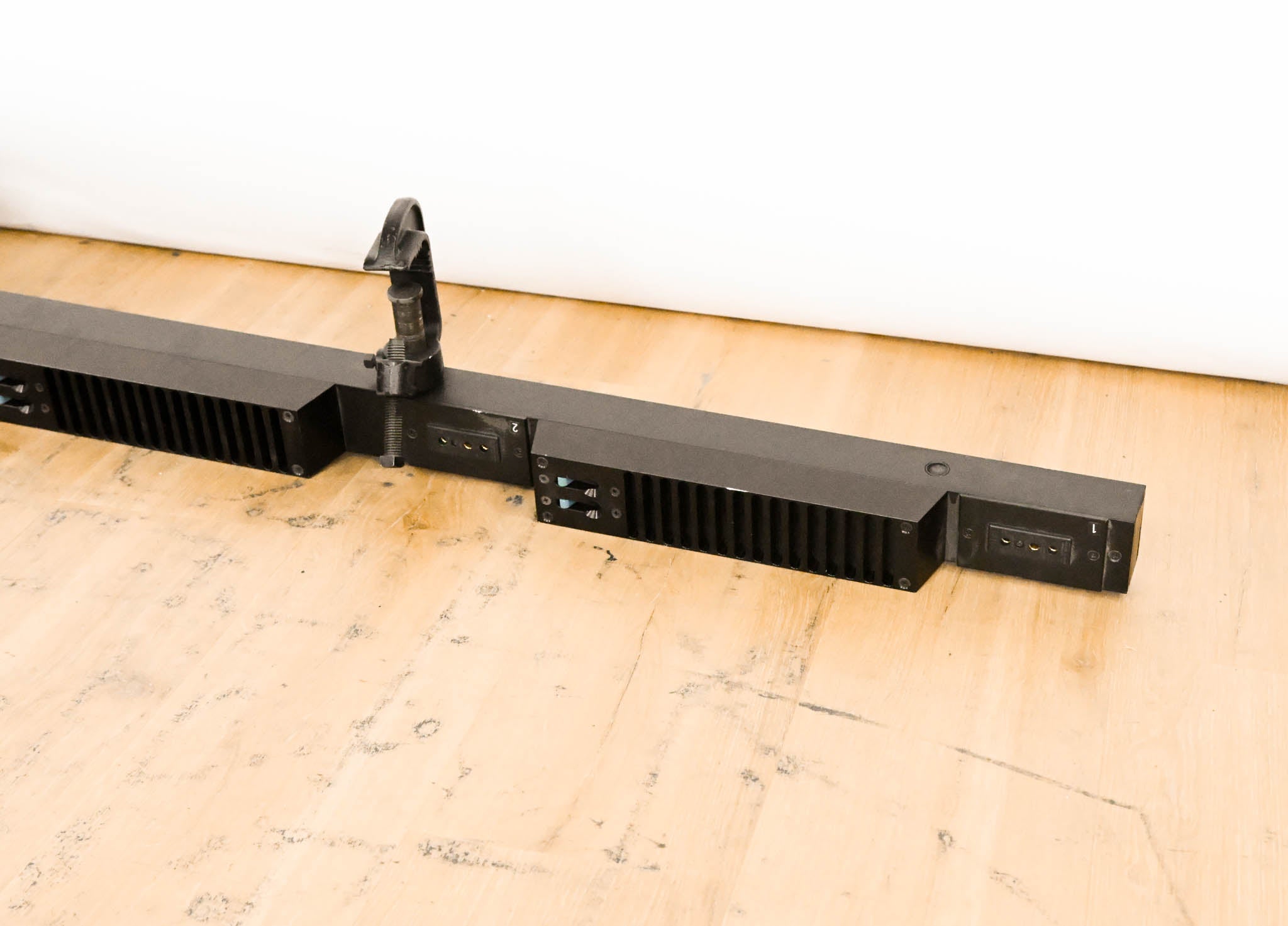 ETC SB6-10M 6 x 10A (1200W) SmartBar with Stage Pin Connectors