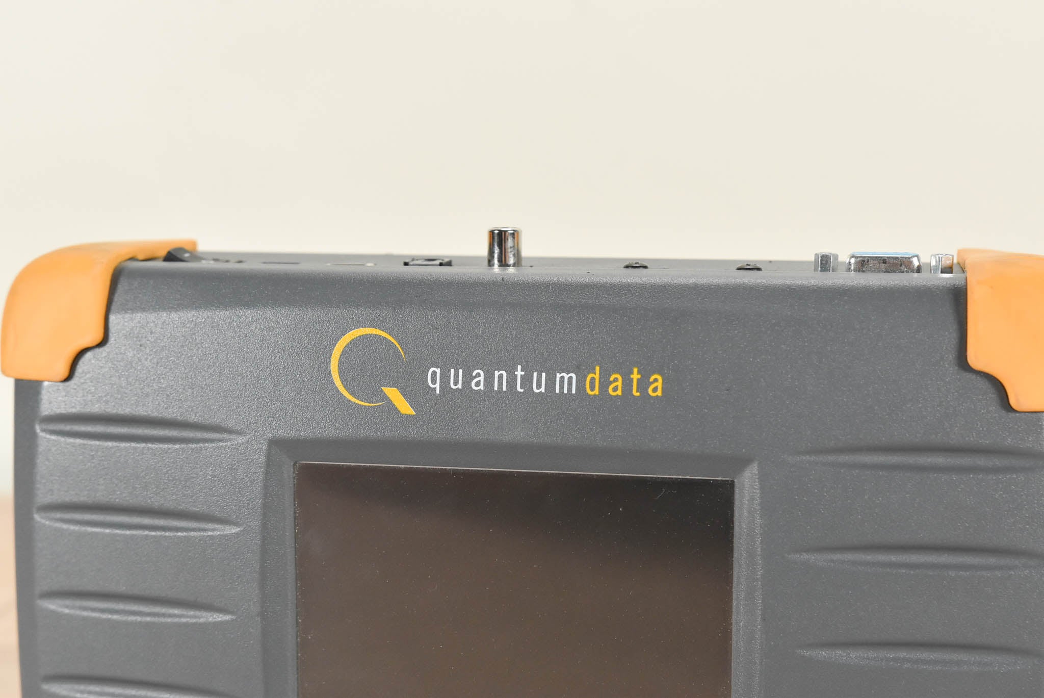 Quantum Data 780 Handheld Test Instrument for HDMI (NO POWER SUPPLY)