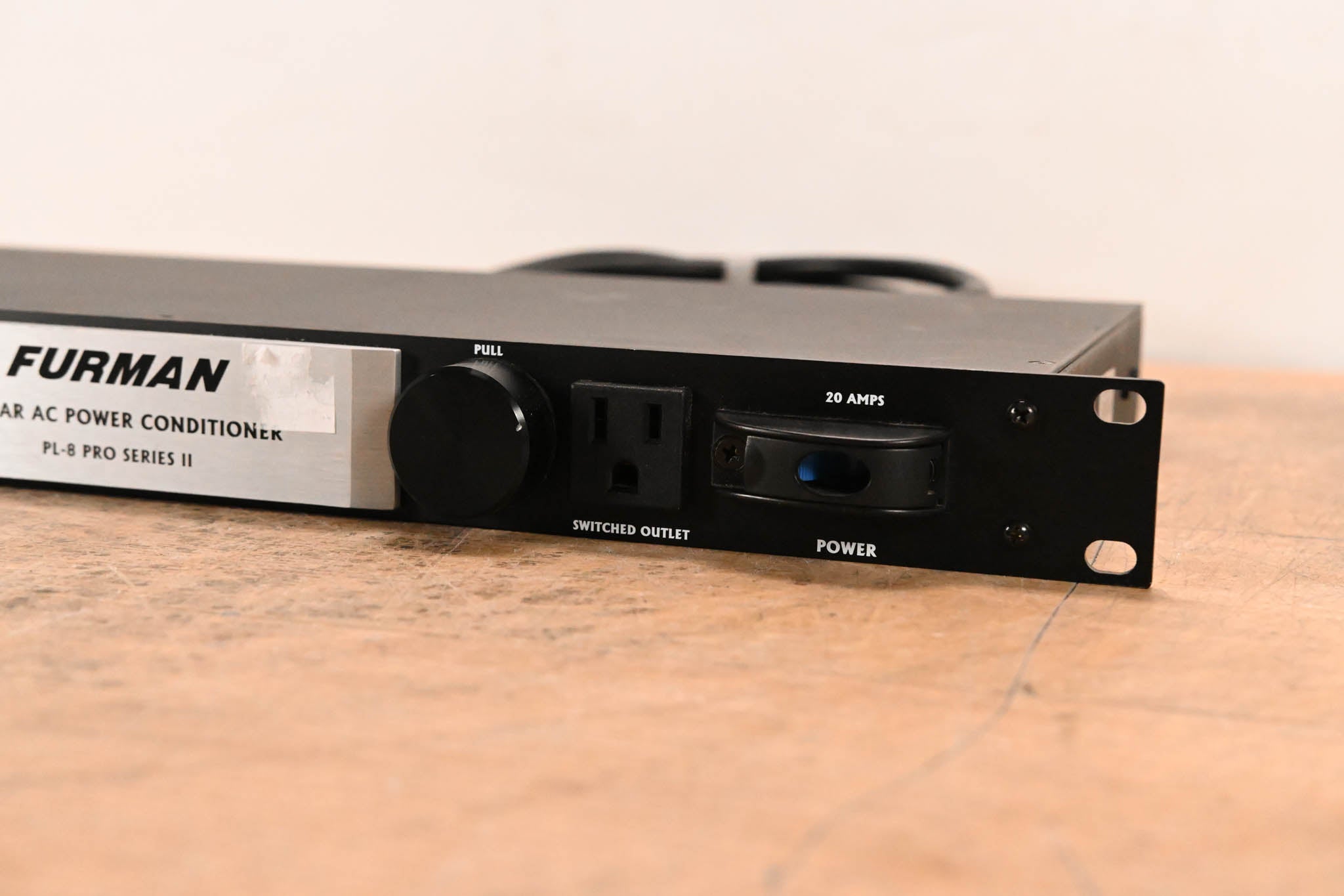 Furman PL-8 Pro Series II Power Conditioner, Distributor