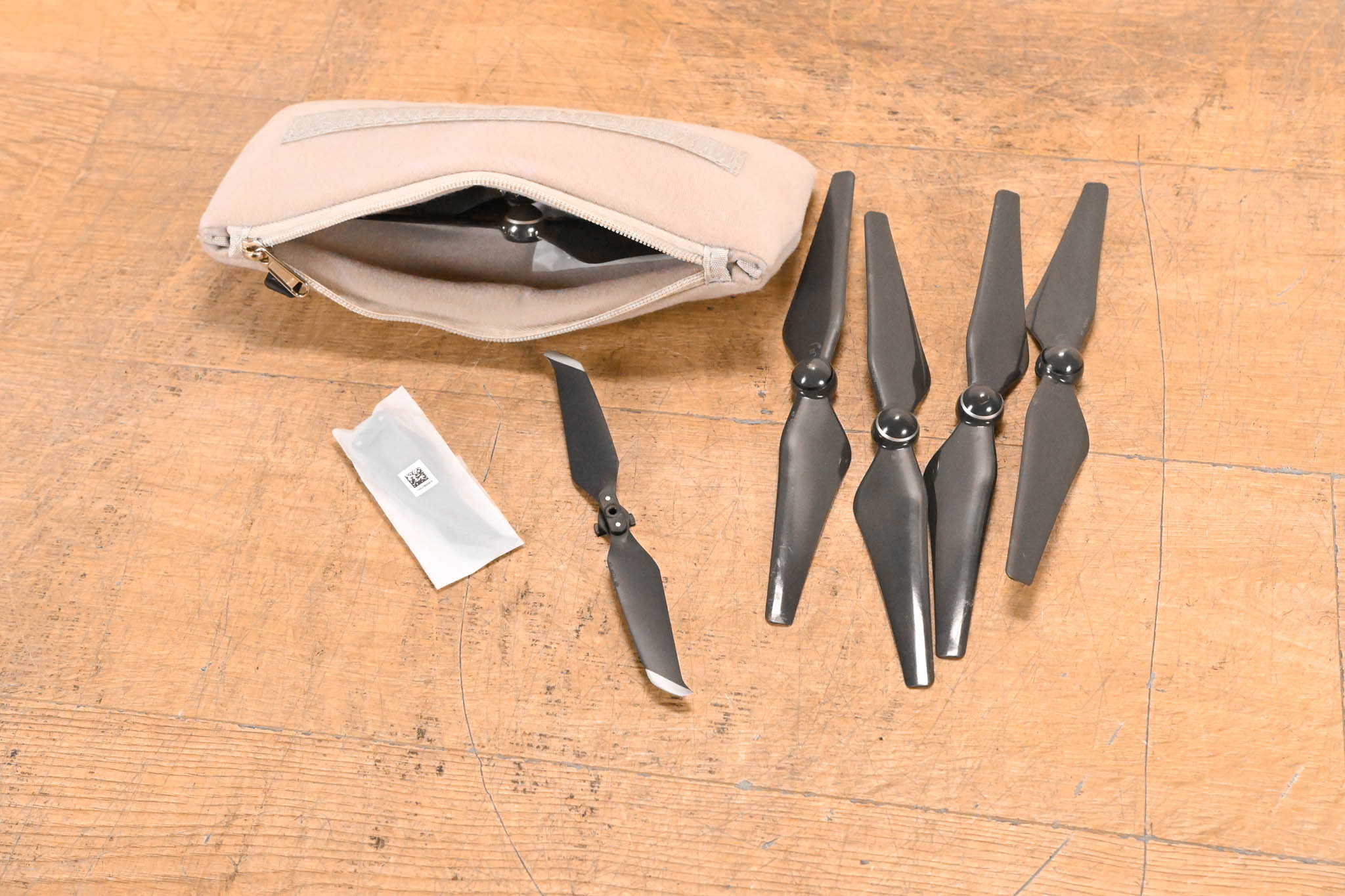 DJI Phantom 4 Pro Obsidian Drone Bundle w/ Controller, Batteries & Case