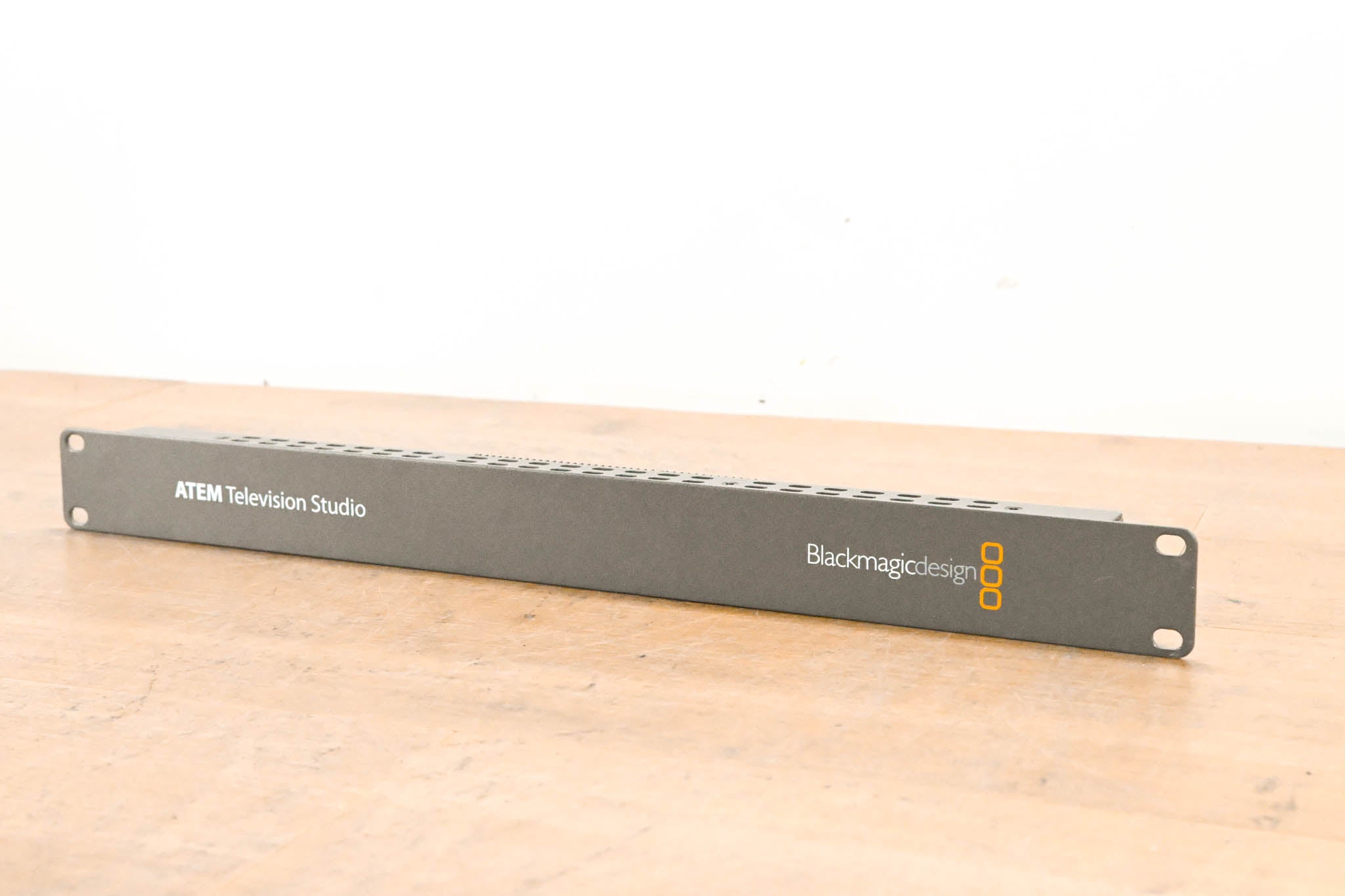 Blackmagic Design ATEM Television Studio (NO POWER SUPPLY)
