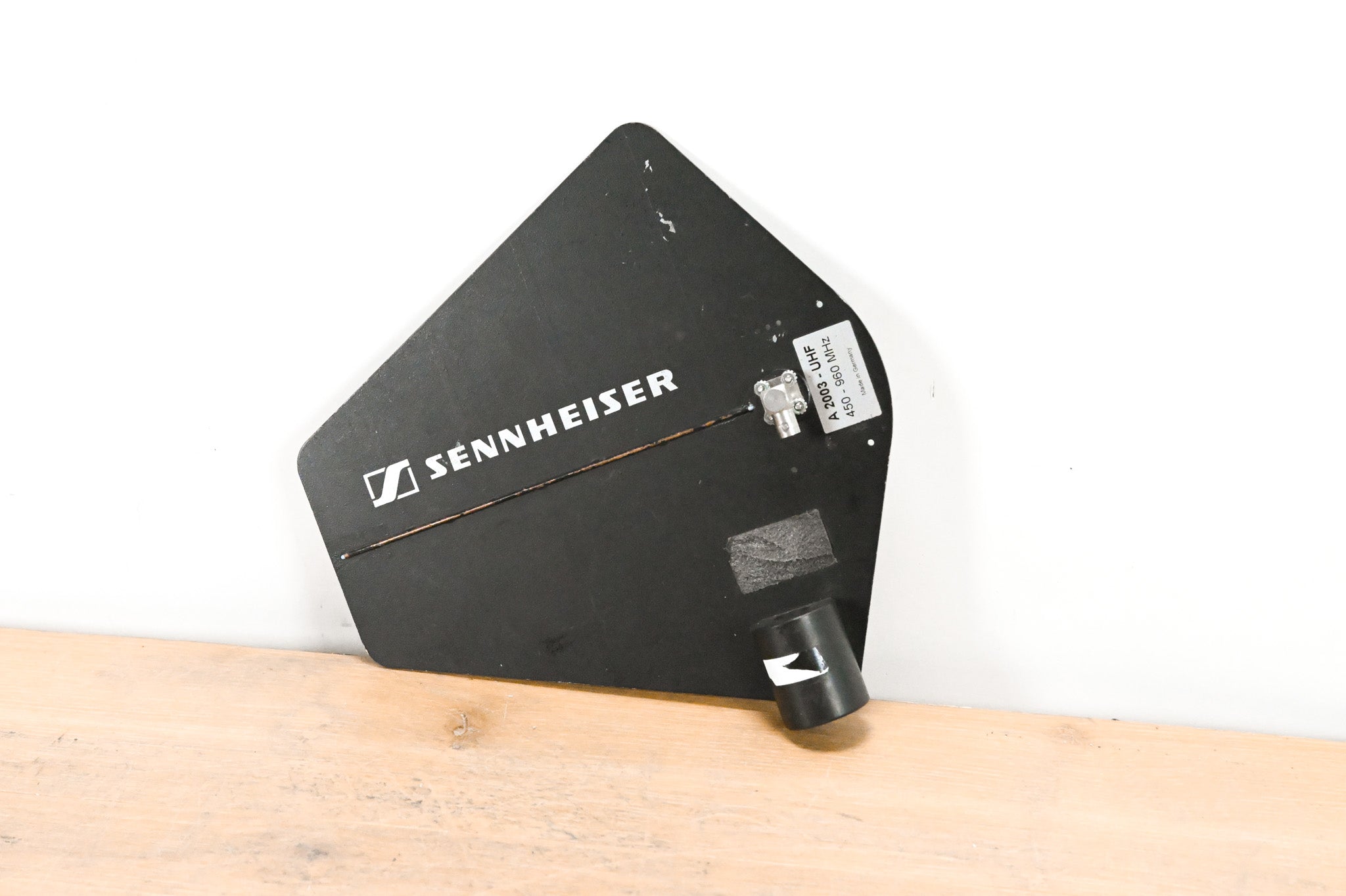 Sennheiser A-2003-UHF Passive Directional Antenna - 450-960 MHz