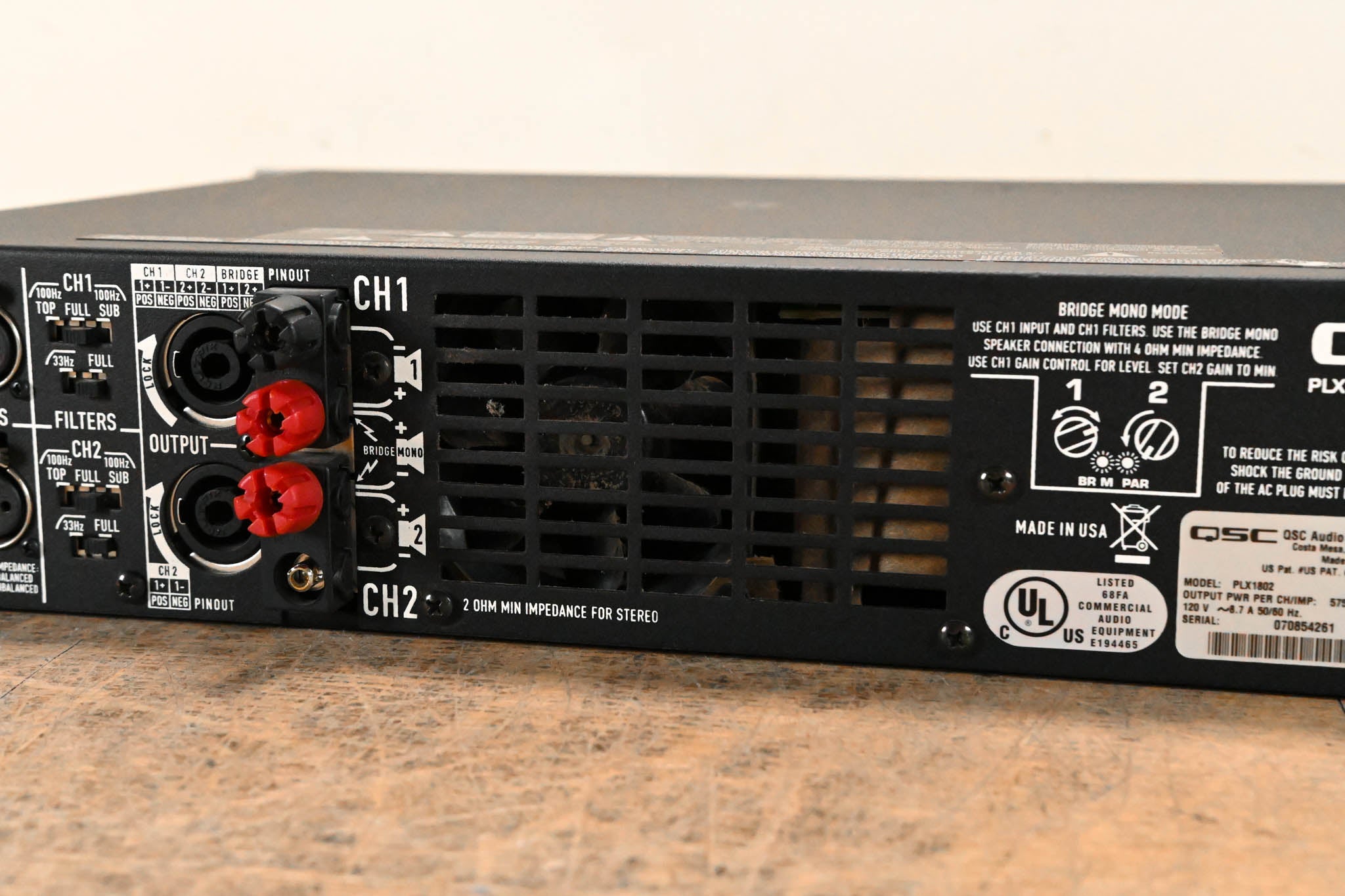 QSC PLX1802 2-Channel Power Amplifier
