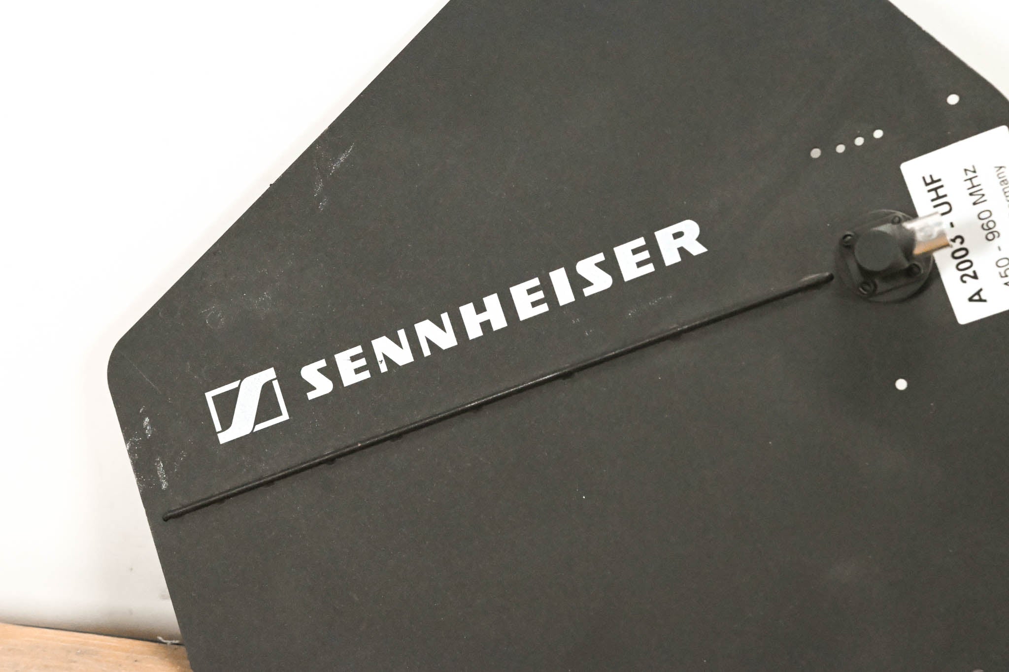 Sennheiser A 2003-UHF Passive Directional Antenna