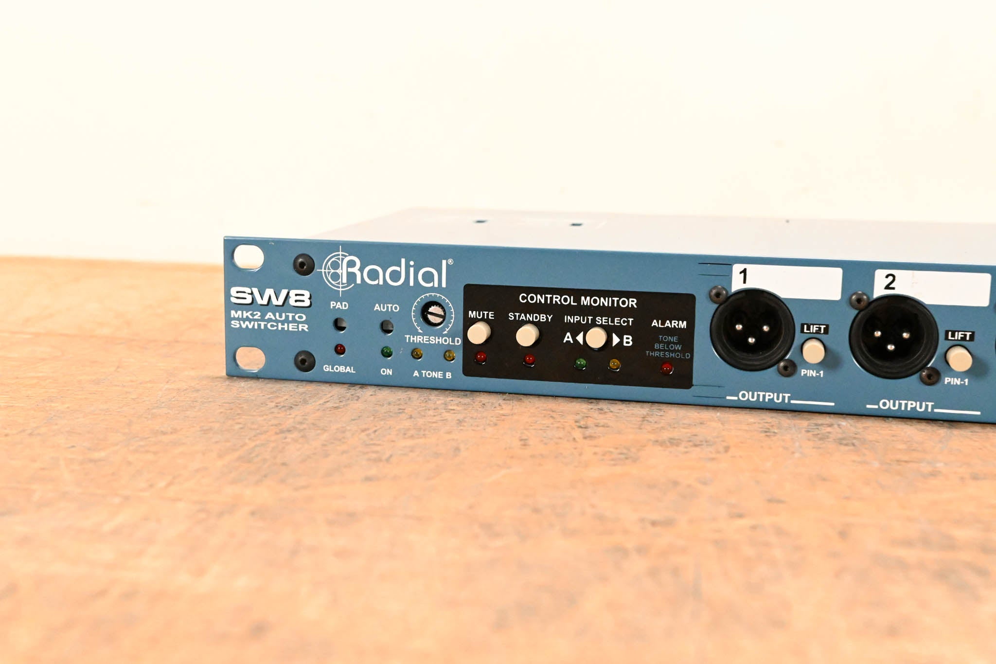 Radial Engineering SW8 MK2 8-CH Line Level Auto-Switcher NO POWER SUPPLY