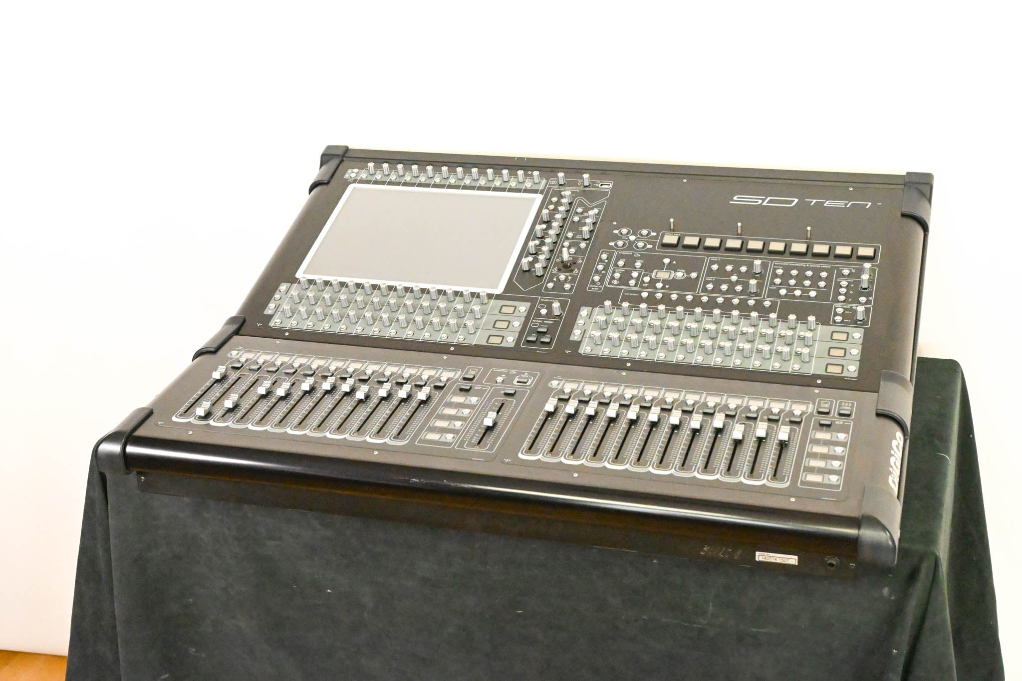 DiGiCo SD10-24 Digital Mixing Console w/ Waves Card + ST Optical