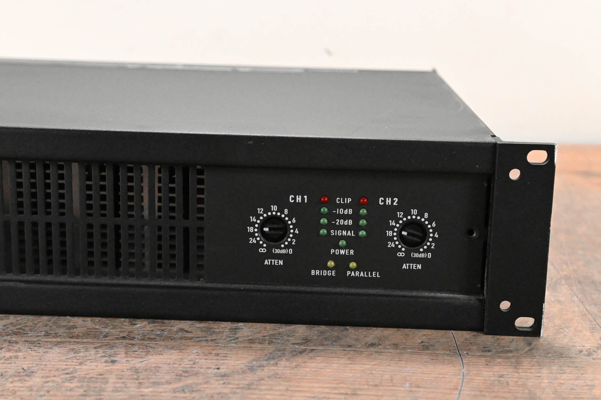 QSC CX302 (Clair Bros Model CBX 325) 2-Channel Power Amplifier