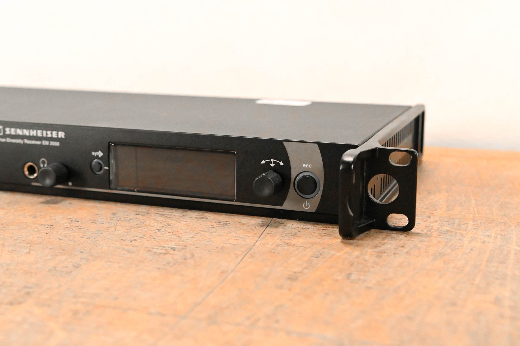 Sennheiser EM 2050 Dual-Channel Wireless Receiver Aw Range: 516-558 MHz