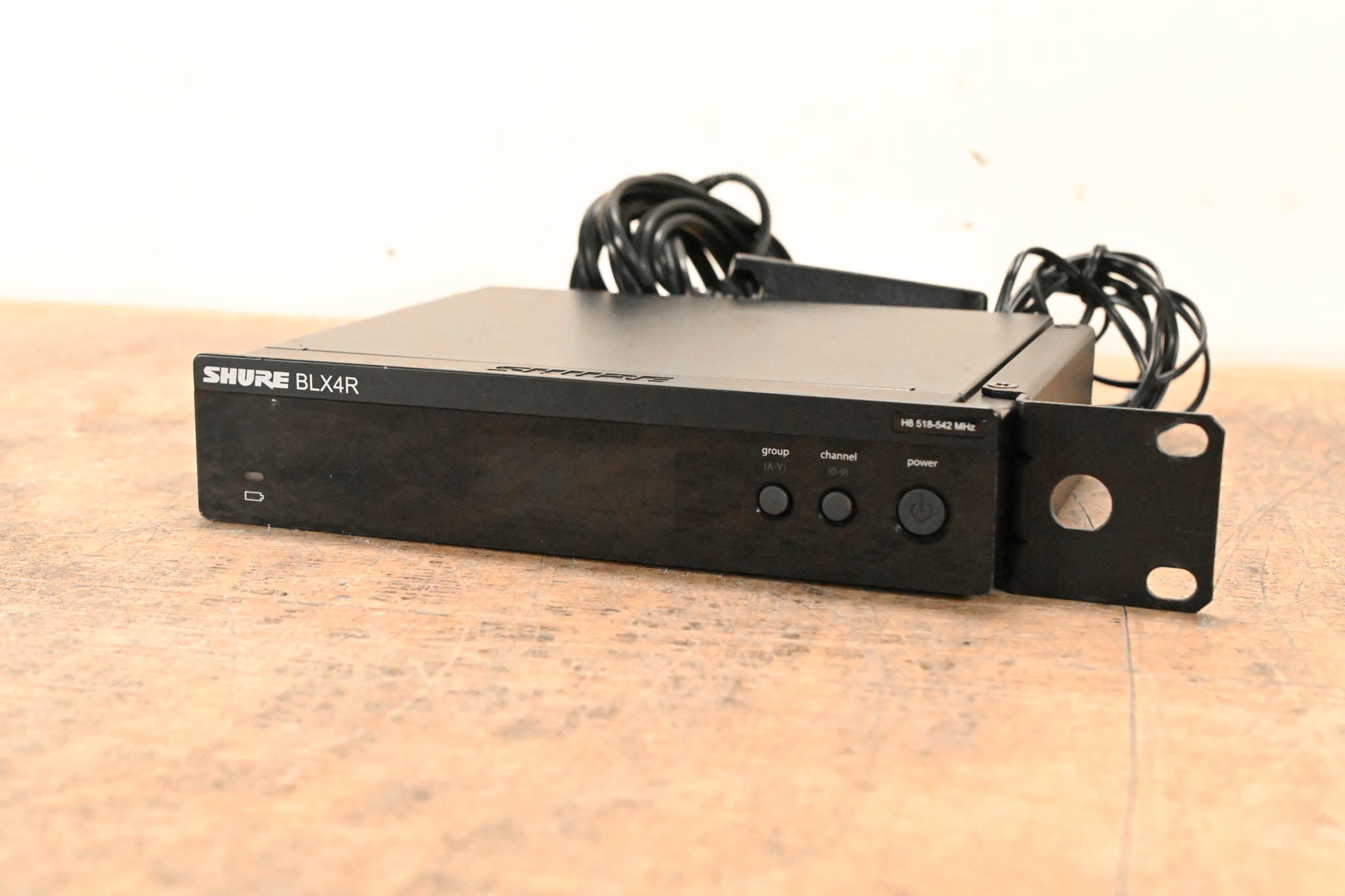 Shure BLX24R/B58 Handheld Wireless System - H8 Band: 518-542 MHz