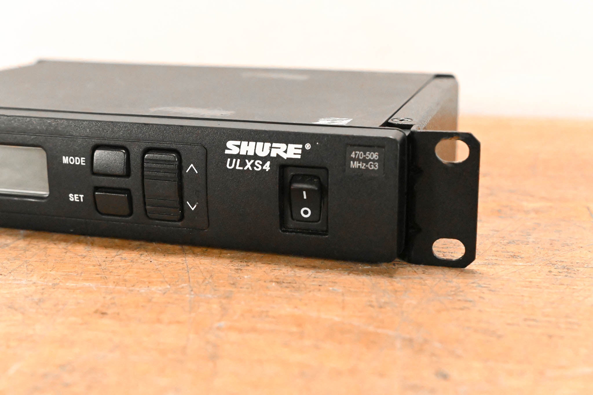 Shure ULXS4 Wireless Receiver - G3 Band: 470-506 MHz (NO POWER SUPPLY)
