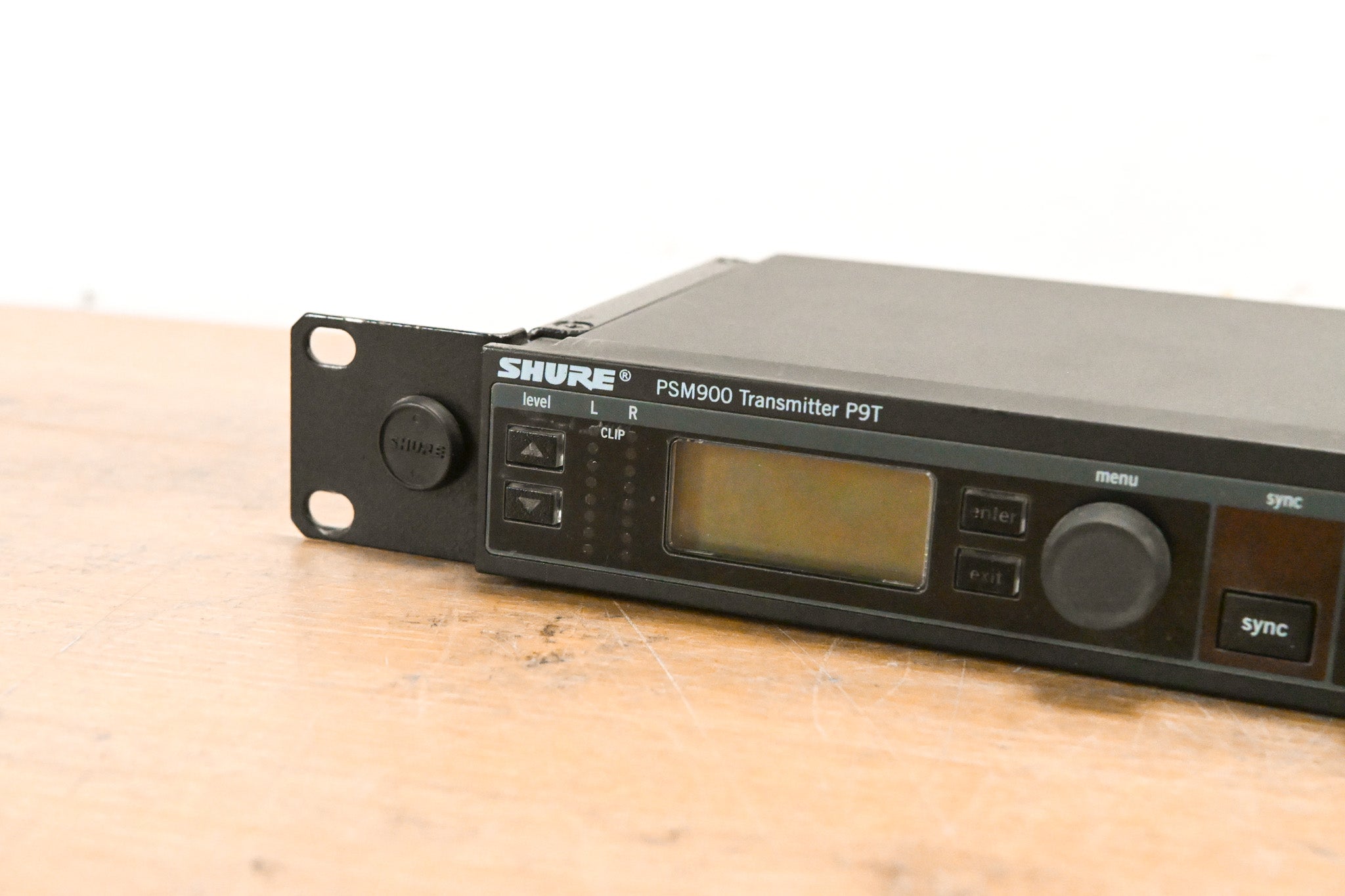 Shure PSM 900 Wireless IEM System L6 Band: 656-692 MHz (NO POWER SUPPLY)