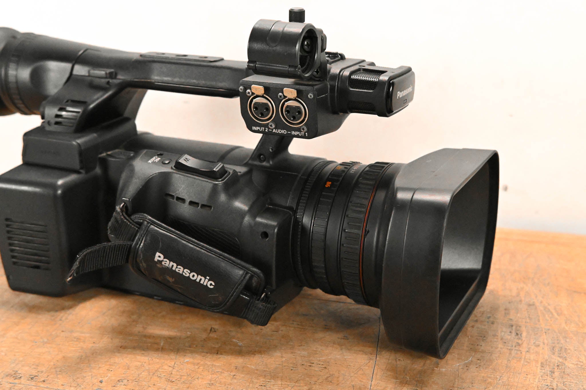 Panasonic AG-HPX255P P2 HD Handheld Camcorder
