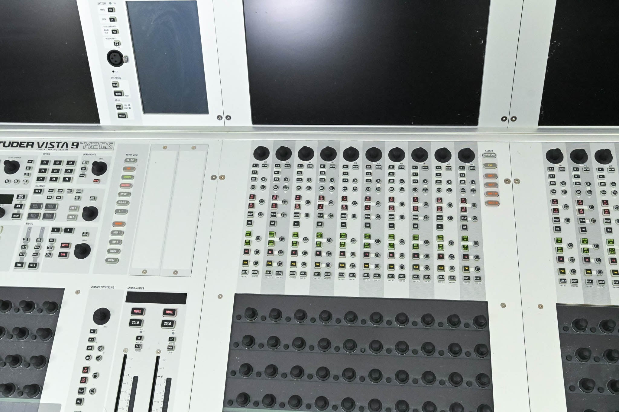 Studer Vista 9 M2 QS Digital Audio Mixing Console