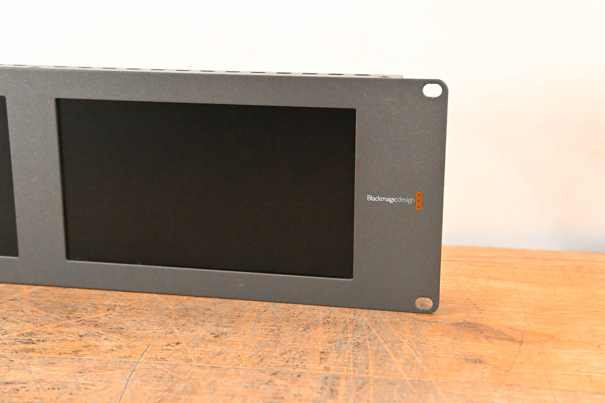 Blackmagic Design Smartview Duo Dual 8" LCD Monitors (NO POWER SUPPLY)