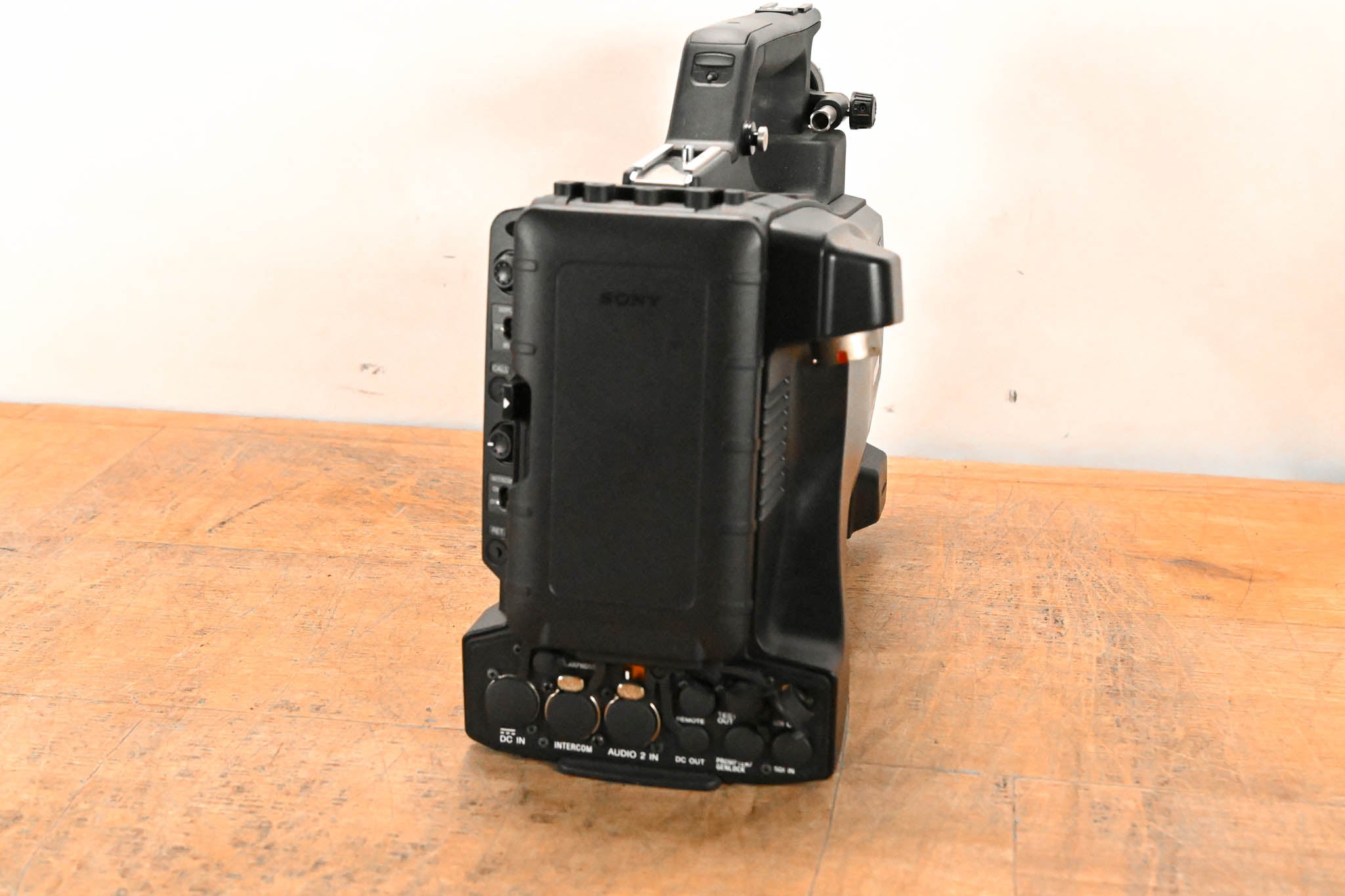 Sony HXC-D70 HD/SD Studio Camera